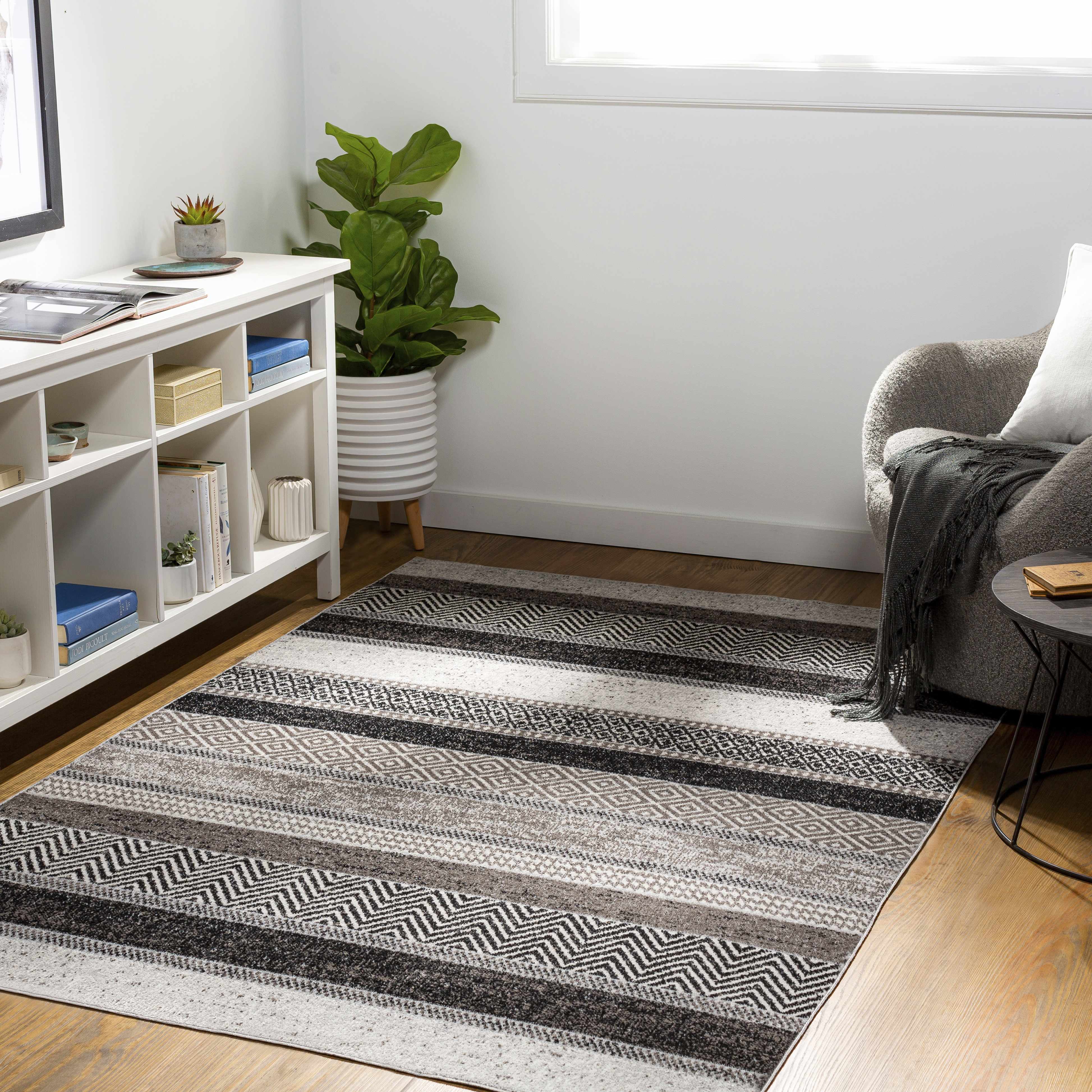 Milo Washable Area Rug  Geometric Design, Machine Woven, 100% Polyester