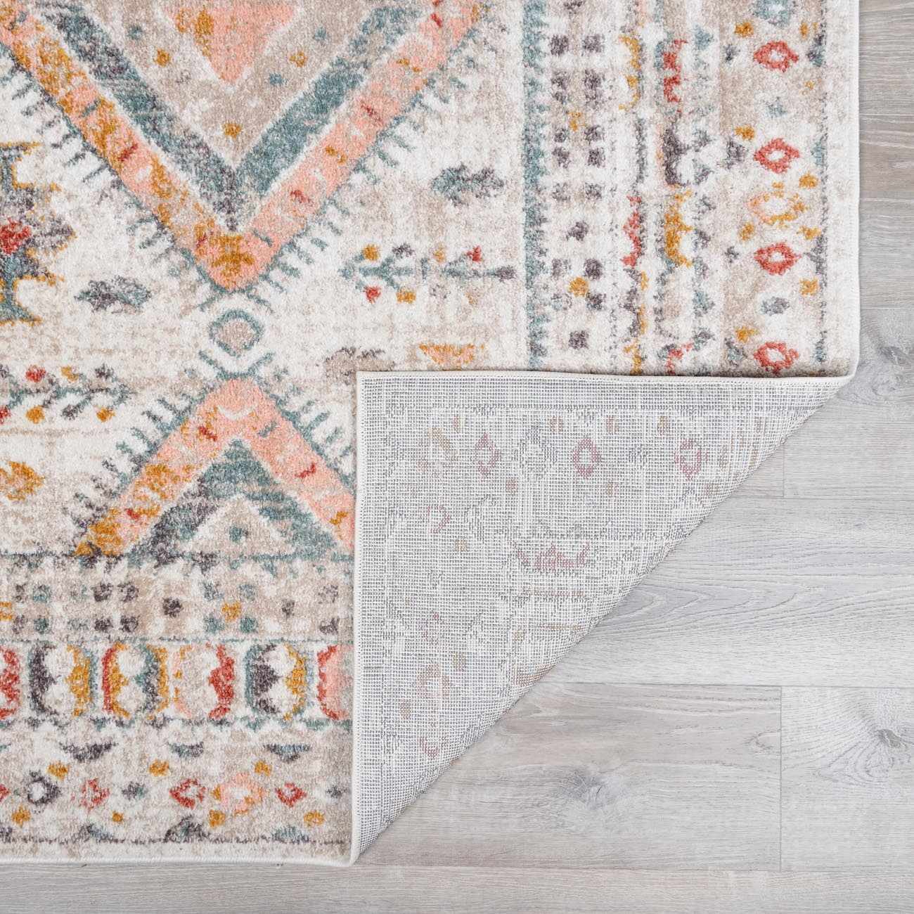 Demi Area Rug  Machine Woven, Medium Pile, Traditional Style