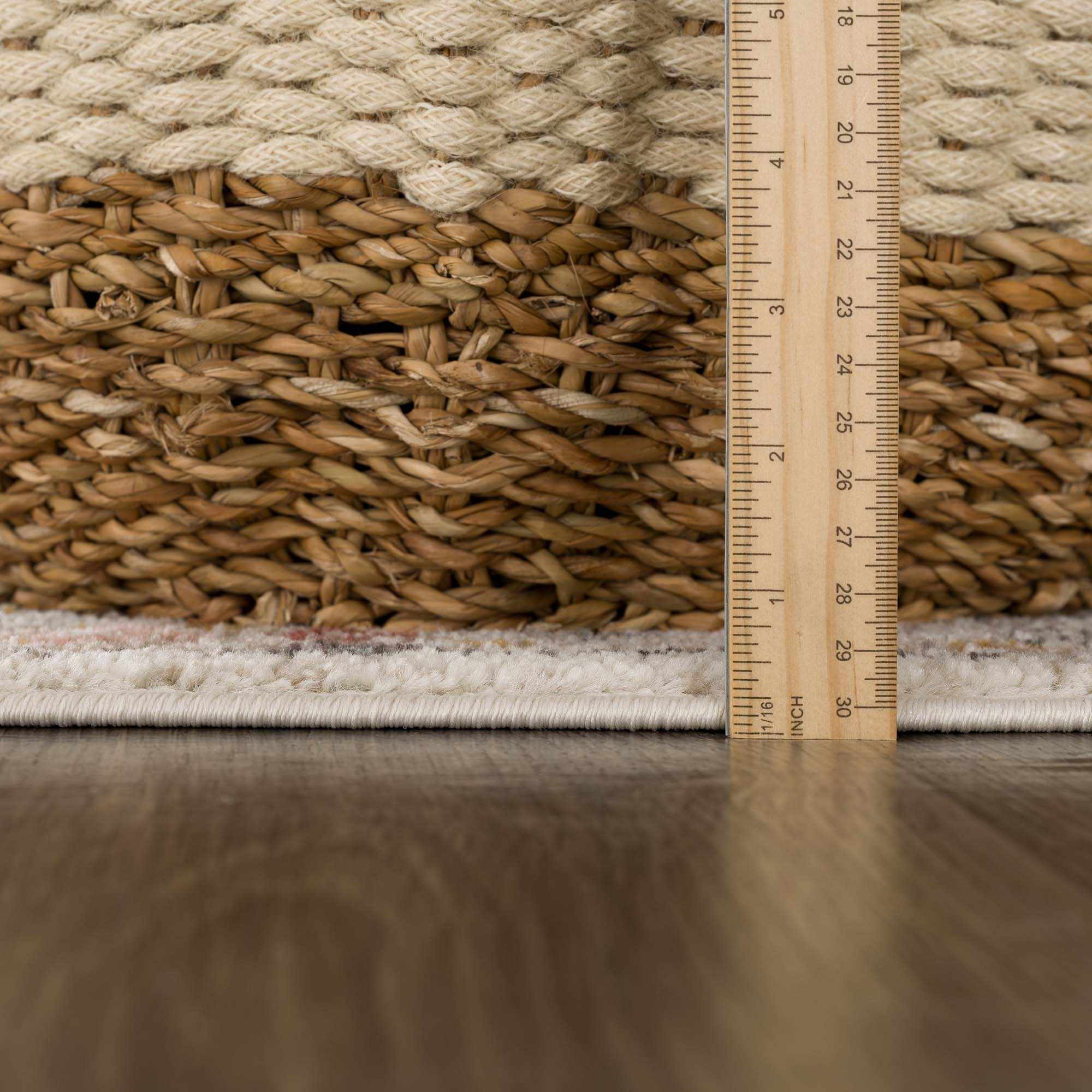 Demi Area Rug  Machine Woven, Medium Pile, Traditional Style
