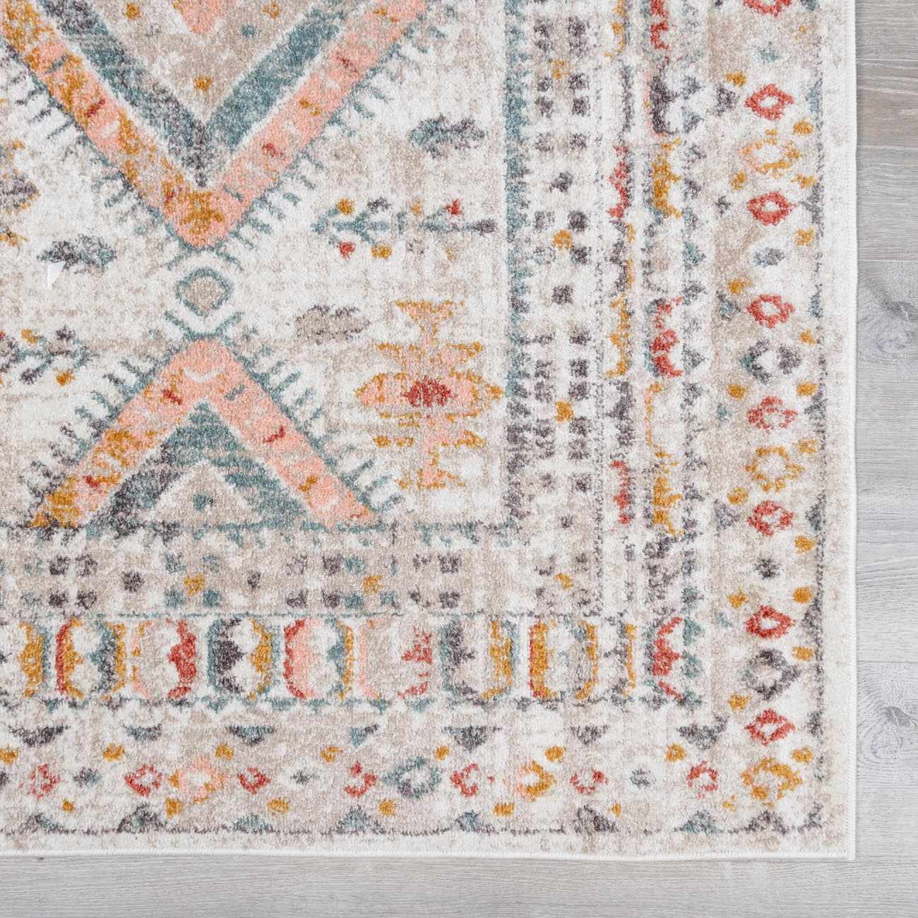 Demi Area Rug  Machine Woven, Medium Pile, Traditional Style