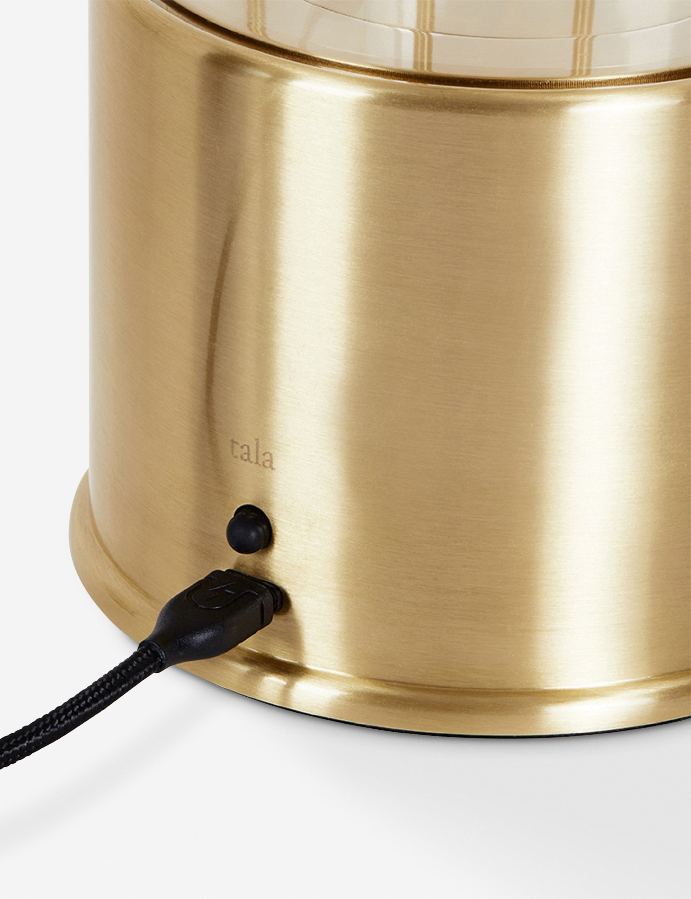 Bello Table Lamp | Brass Handle, Wireless Charging