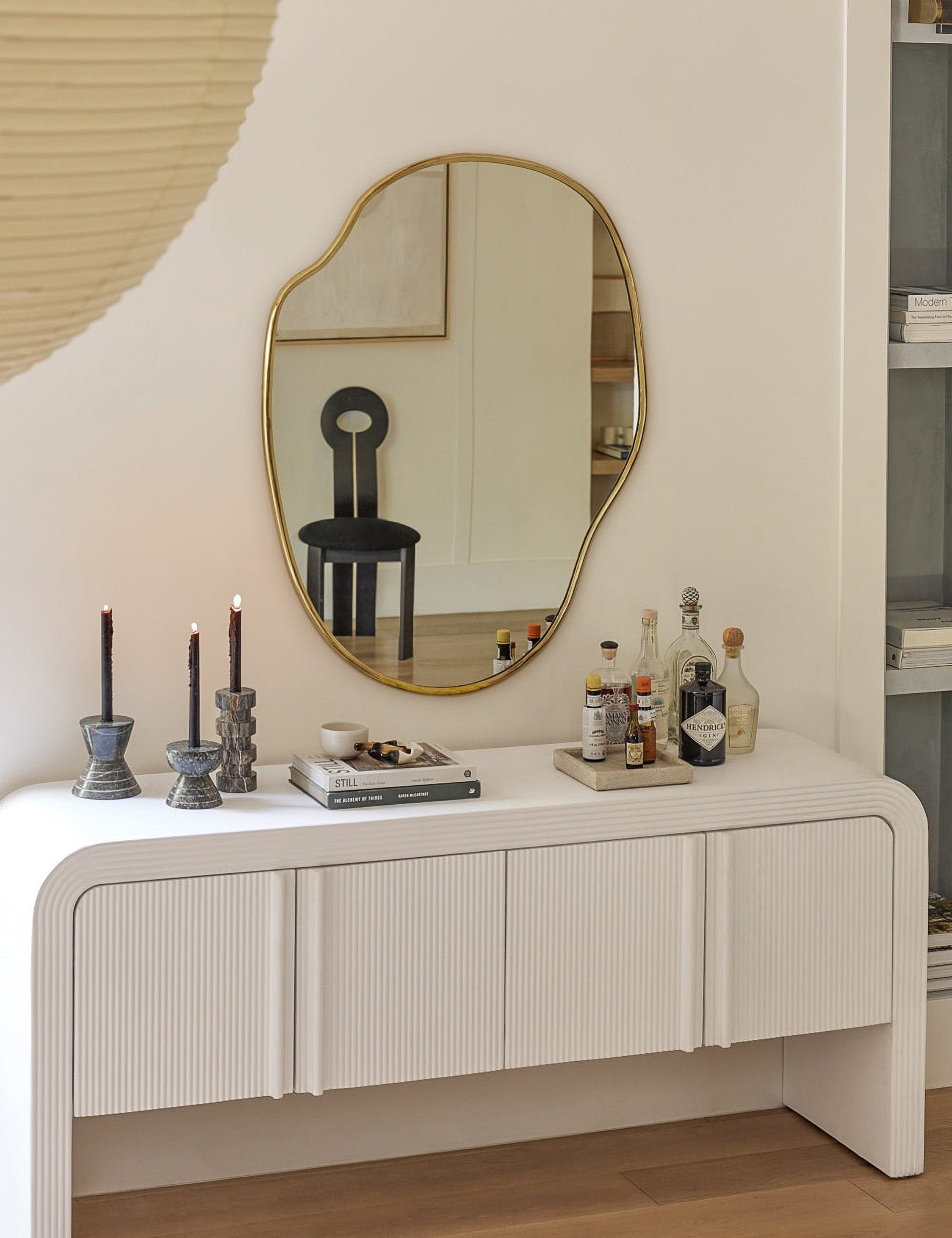 Pivo Puddle Mirror | Slim Frame, Organic Shape