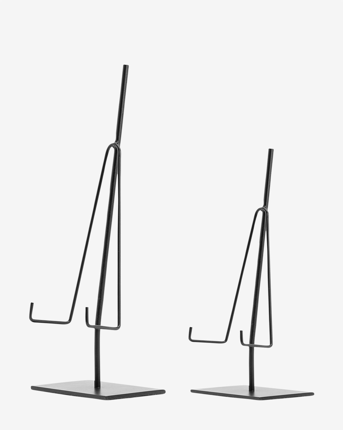 Bella Metal Easel  Elegant Design for Artwork Display