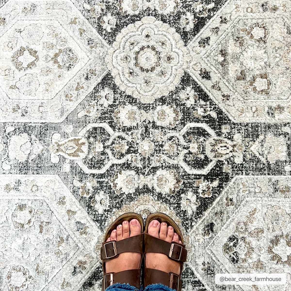 Minoan Area Rug  Traditional Machine Woven  Hexagonal Pattern