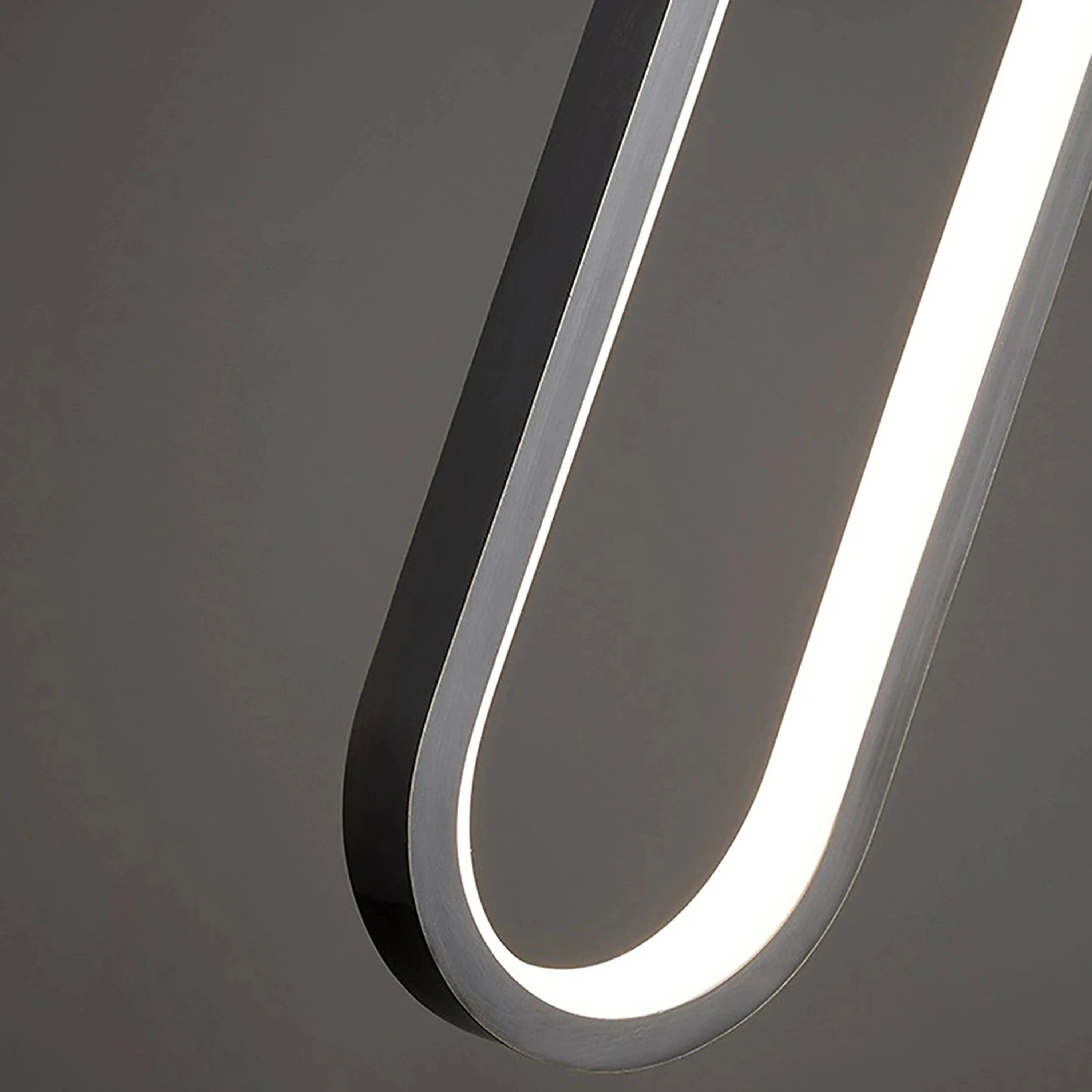 Cleo LED Hanglamp | Ovale Vorm, Geborsteld Goud of Zwart