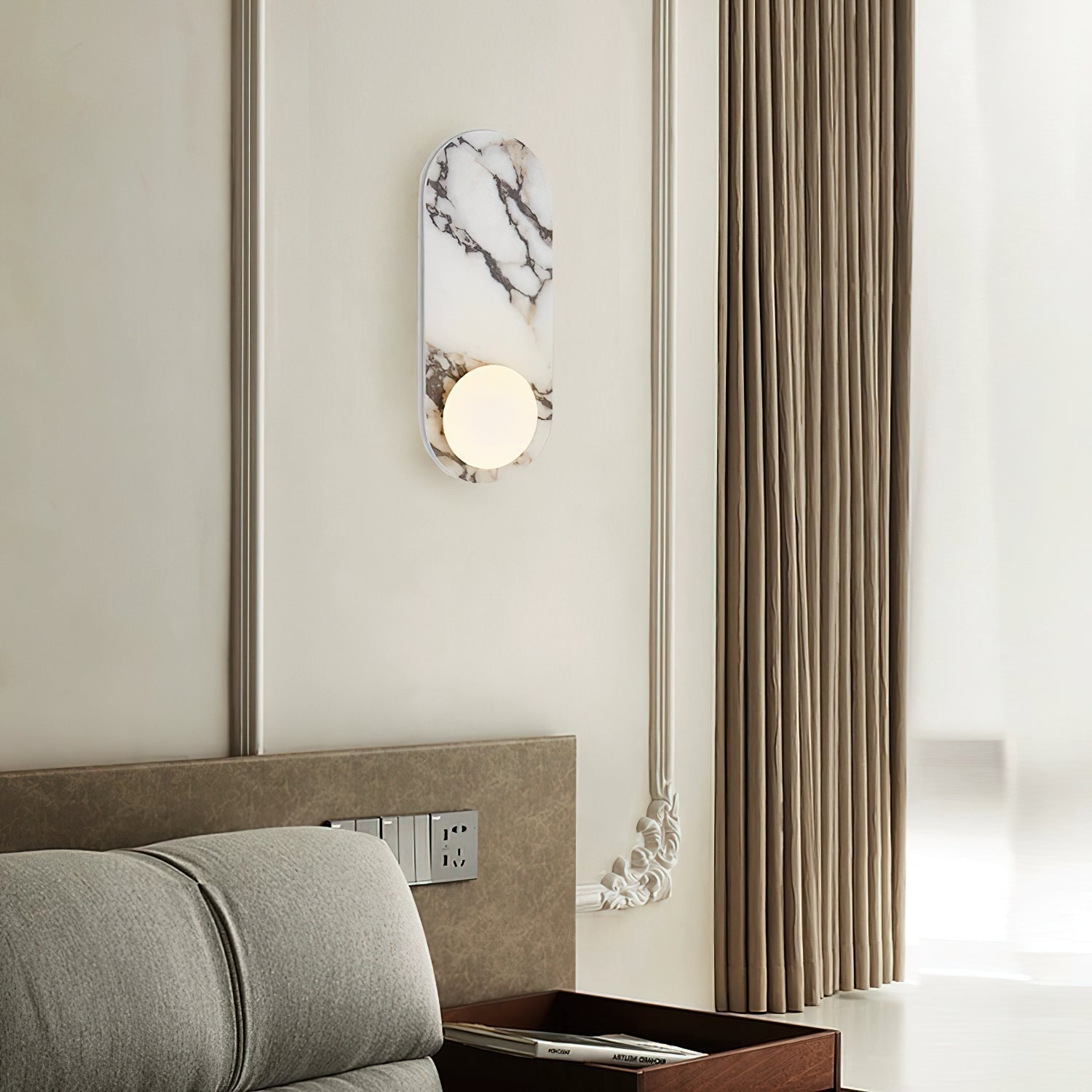 Aria Wandlamp | Marmerlook, Opaalglas, Modern Design