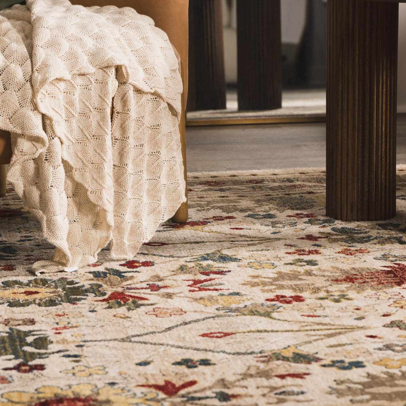 Nexa Oushak Rug  Machine Woven  Medium Pile  White/Brown