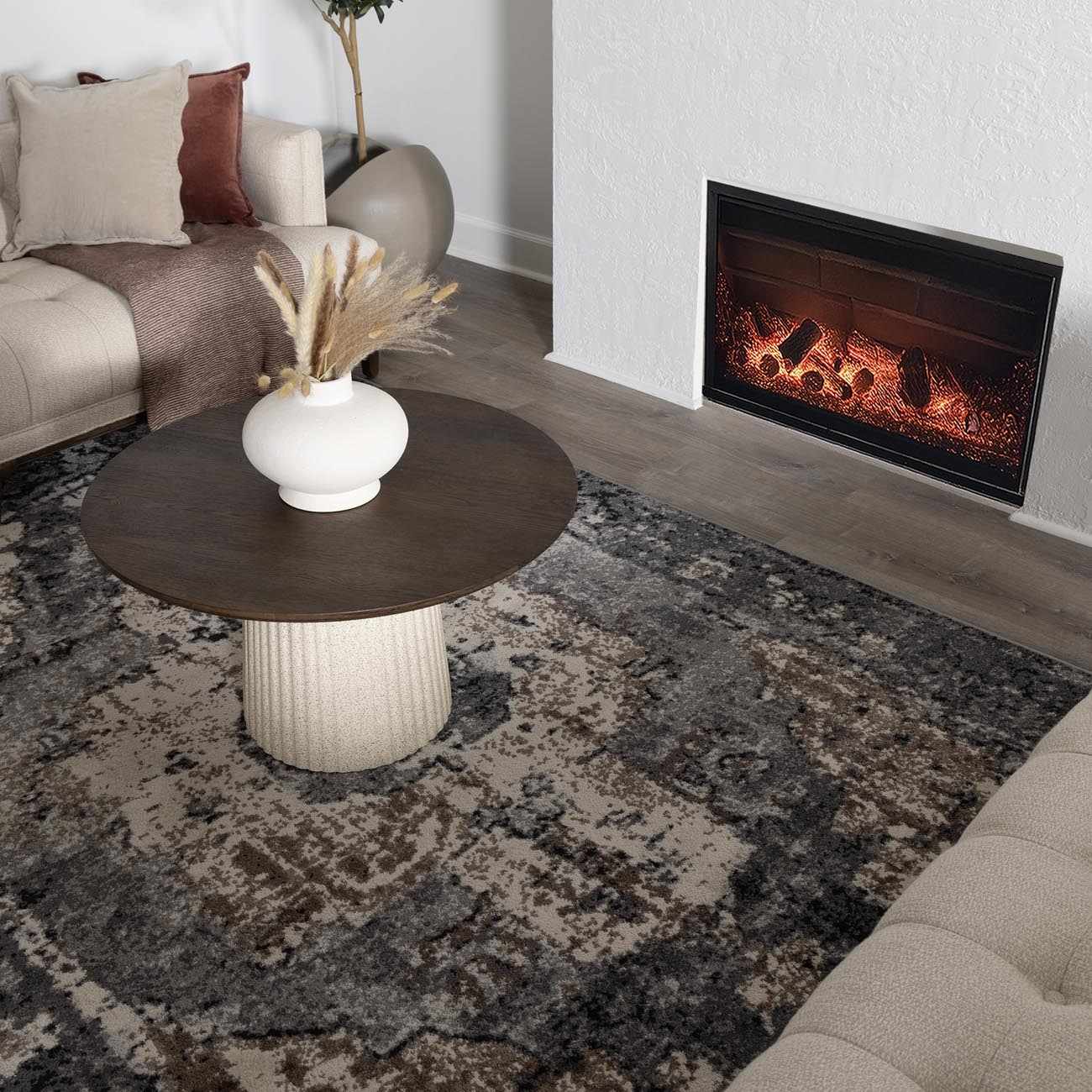 Noria Area Rug  Machine Woven  Medium Pile, Traditional Style