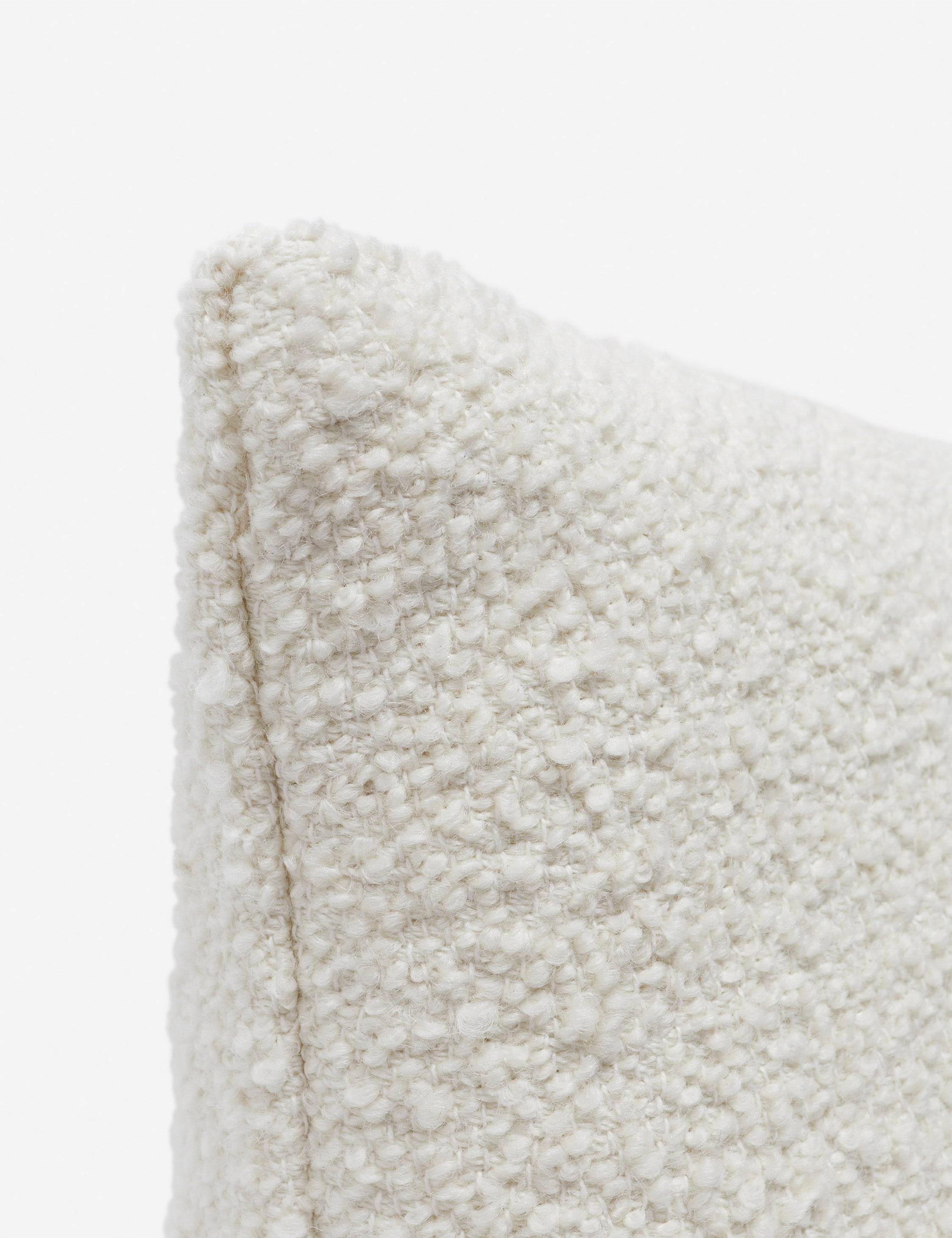 Bela Boucle Pillow | Ultrasoft Woolen Fibers, Solid Design