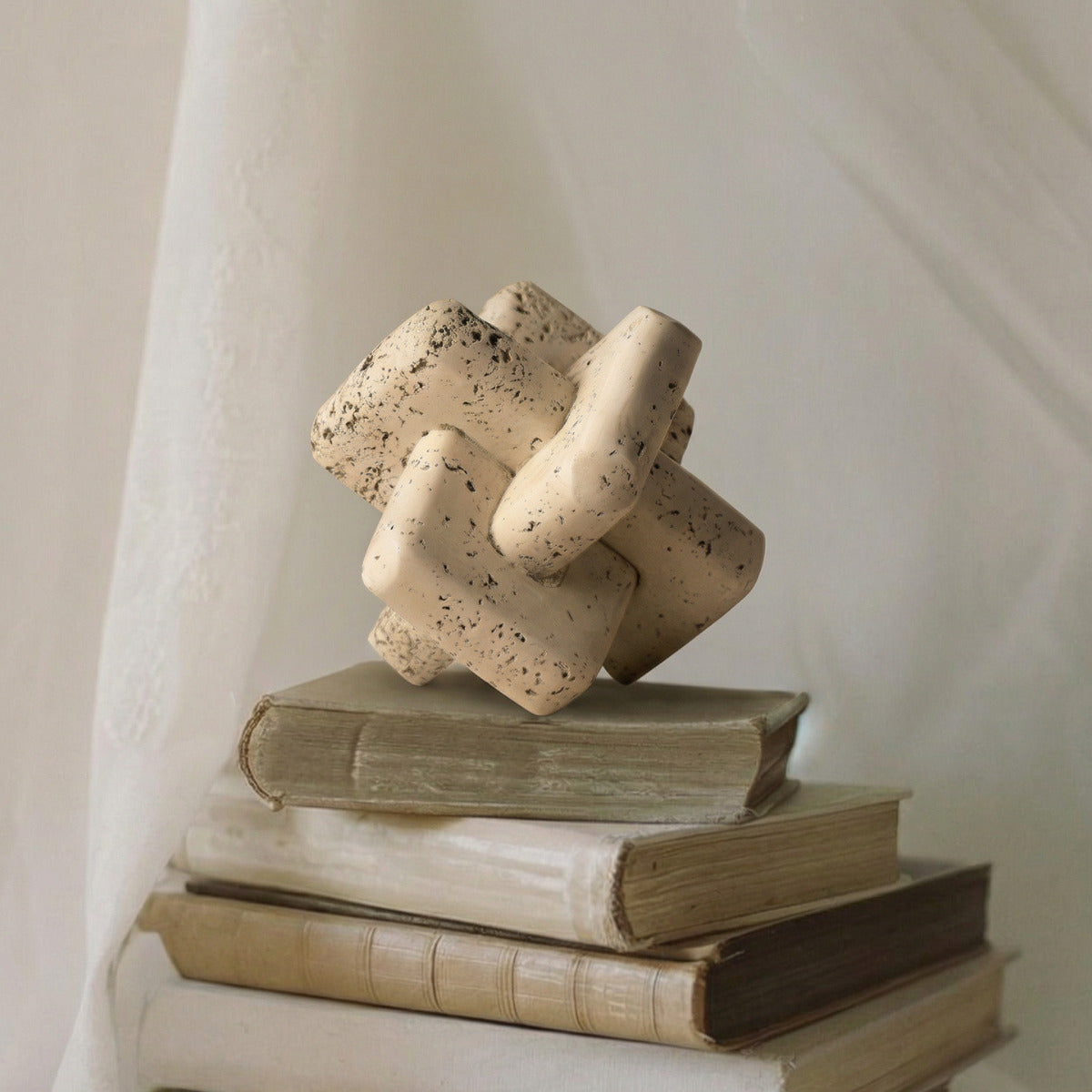 Mira Decorative Link Knot | High-Quality Resin, Neutral Beige