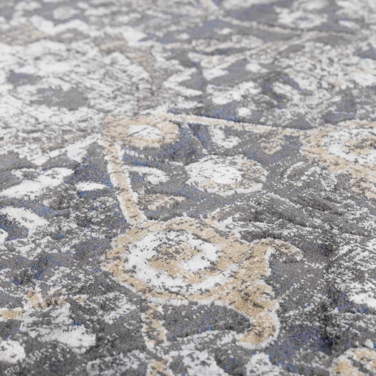 Brielle Area Rug  Traditional Persian Design, Machine Woven