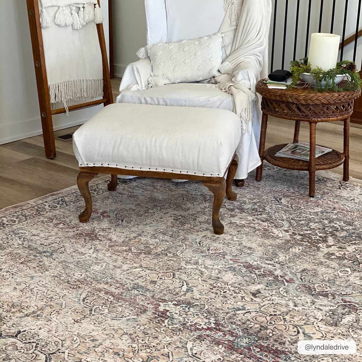 Olivio Washable Area Rug  Vintage Design, Soft Polyester
