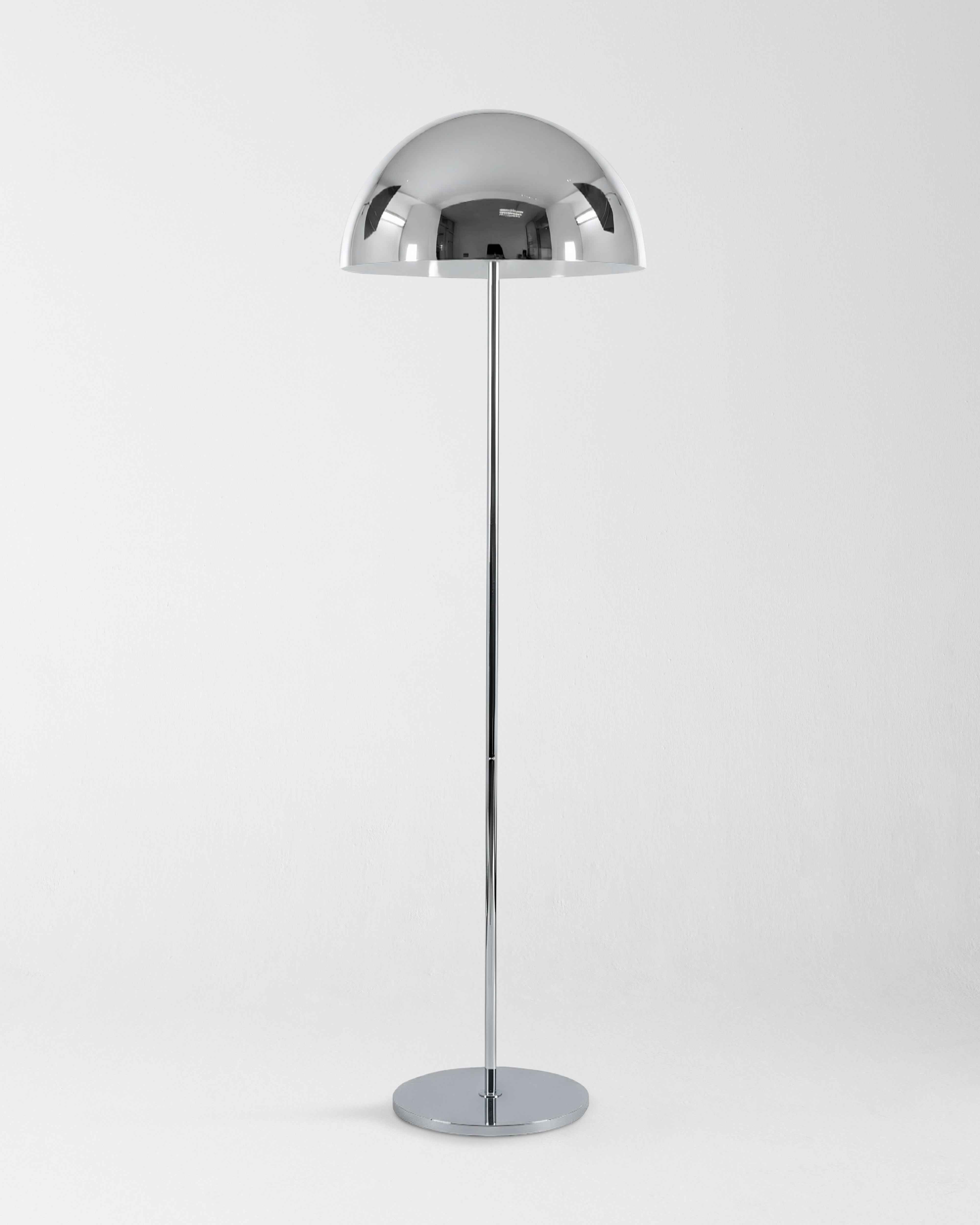 Oro Floor Lamp | Metal Design, Color-Changing Bulb