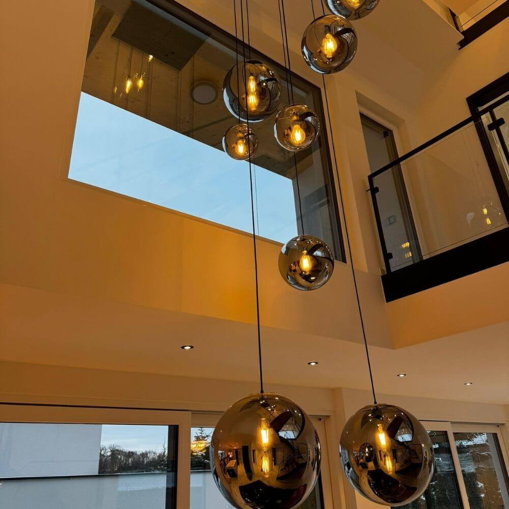 Bola Gallery Light | 5m Suspension, Mouth-Blown Glass