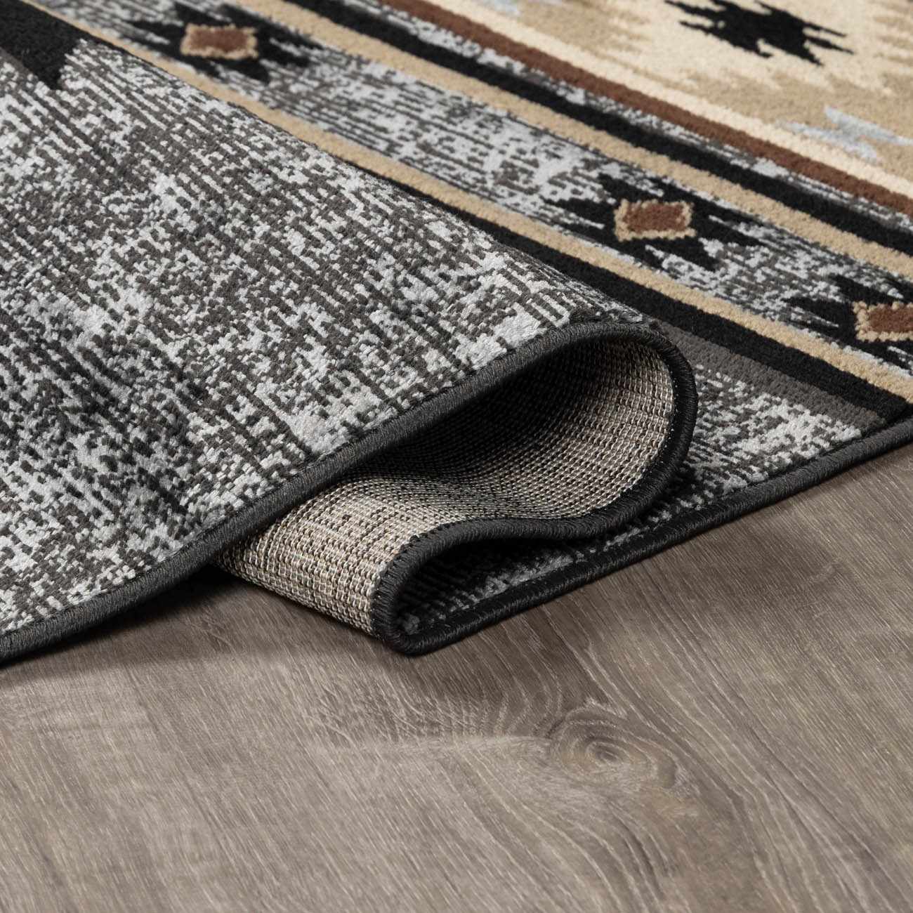 Bela Southwestern Area Rug  Aztec Diamond Pattern, 100% Polypropylene