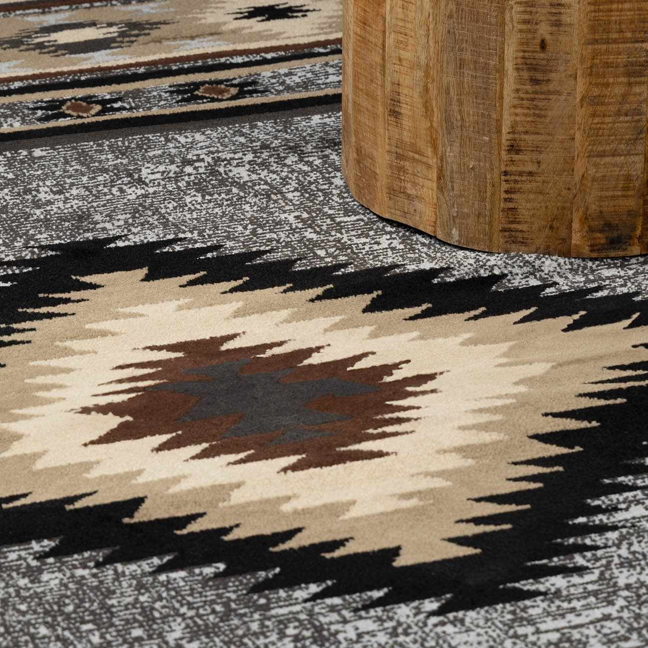 Bela Southwestern Area Rug  Aztec Diamond Pattern, 100% Polypropylene
