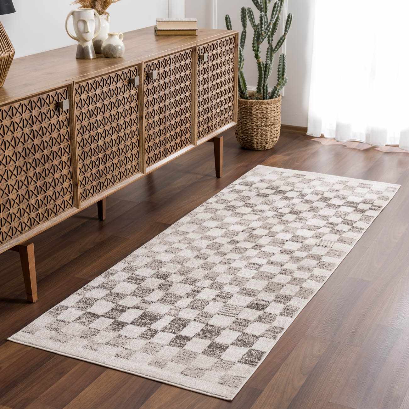 Bela Checkered Rug Machine Woven 100% Polypropylene Beige