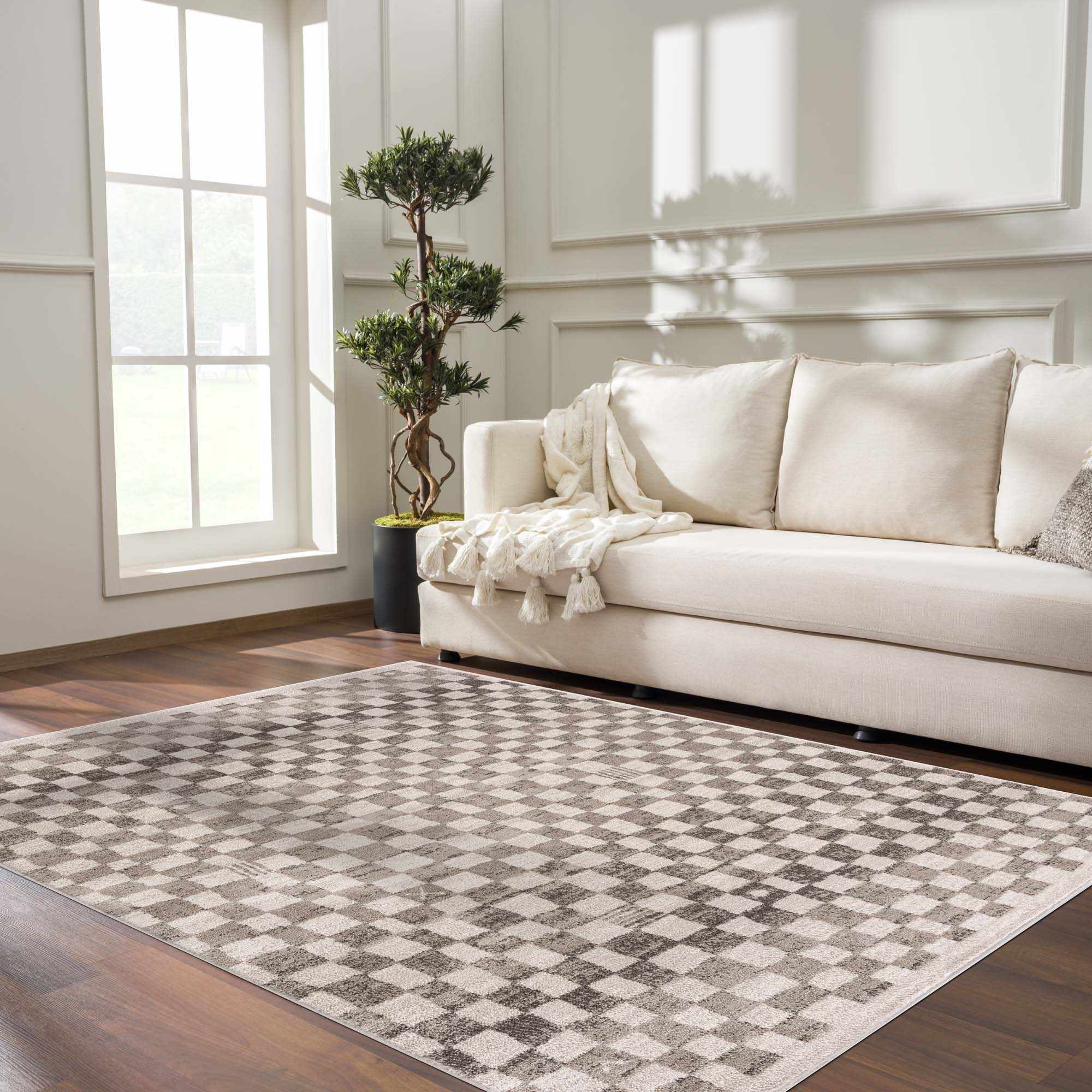 Bela Checkered Rug Machine Woven 100% Polypropylene Beige