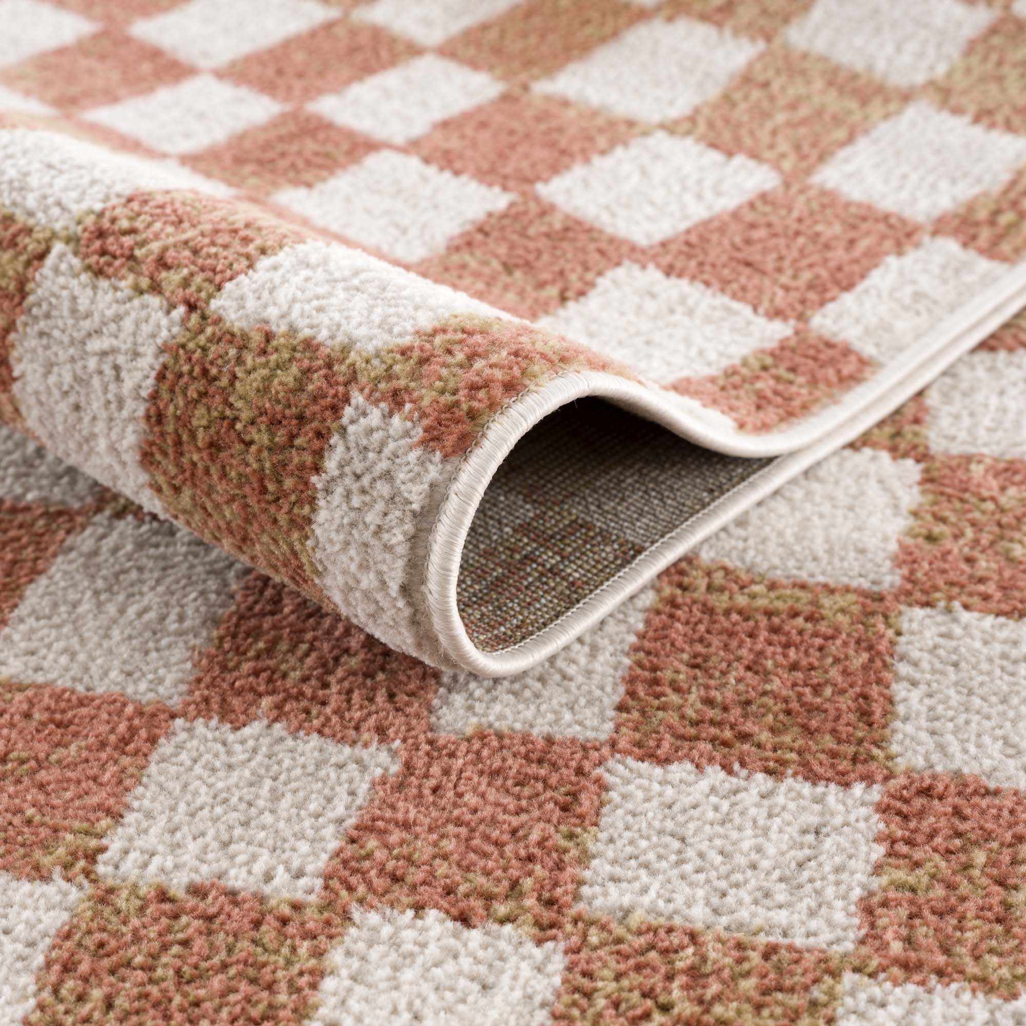 Bela Checkered Rug  Medium Pile, 100% Polypropylene