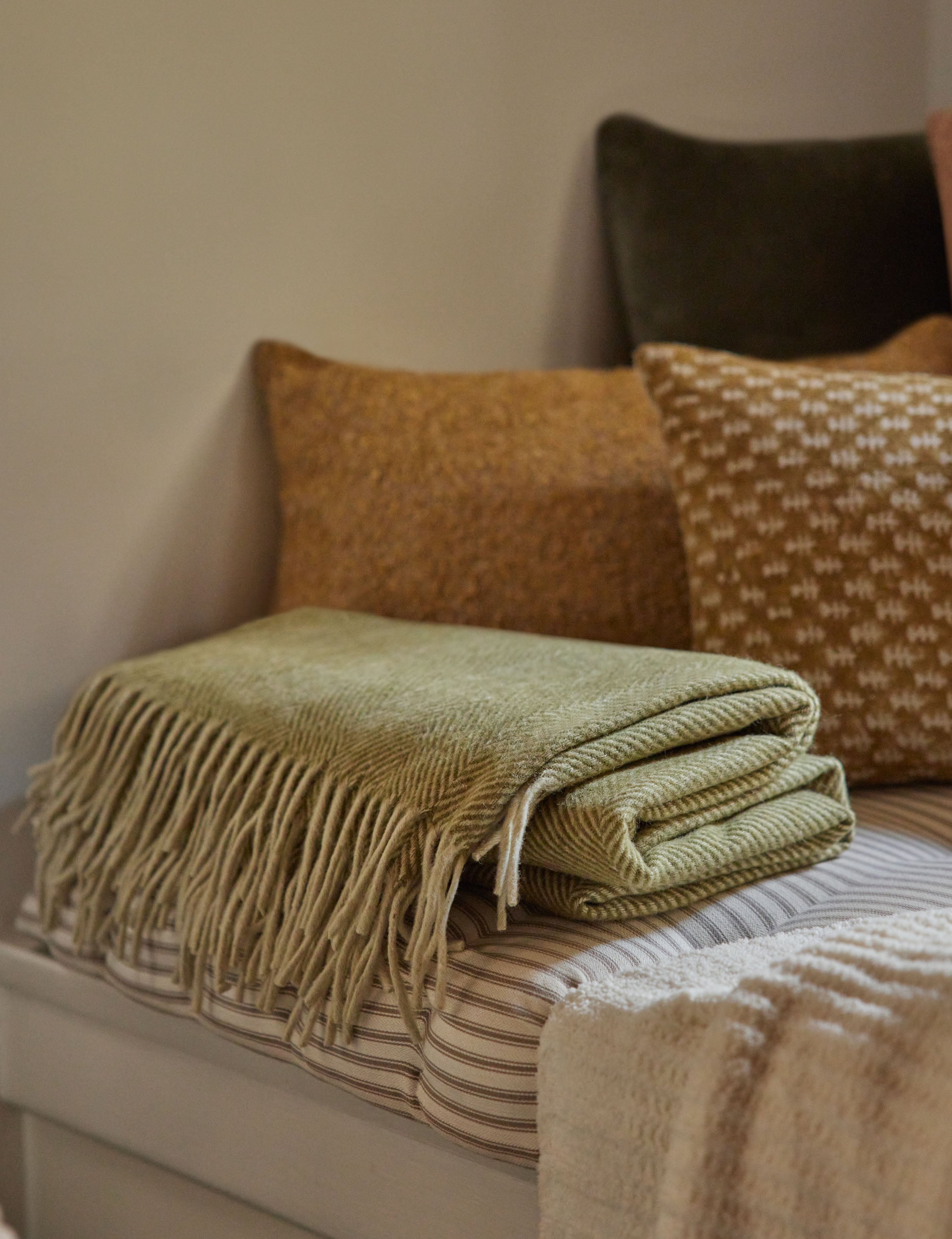 Bello Recycled Wool Throw | Soft, Durable Twill Weave Blanket