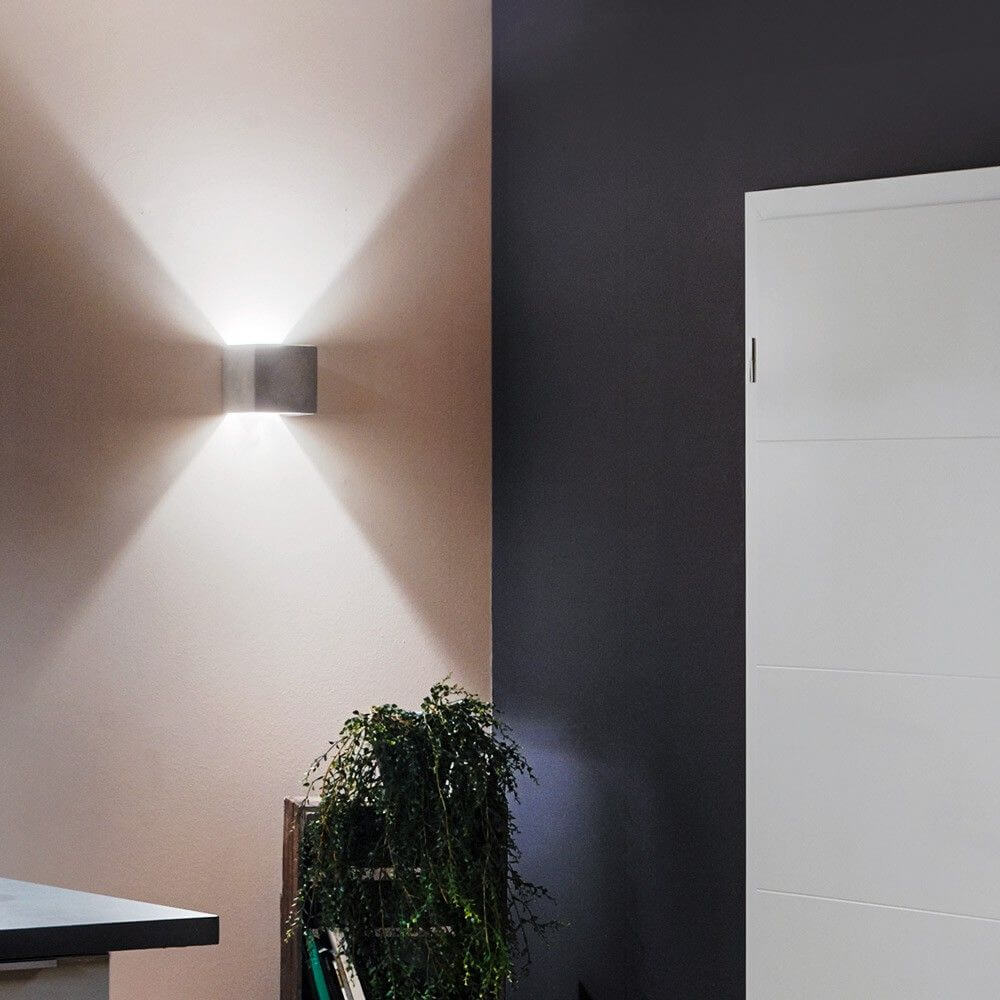 Belo Plinth Wall Light | Gray Concrete, Indirect Illumination