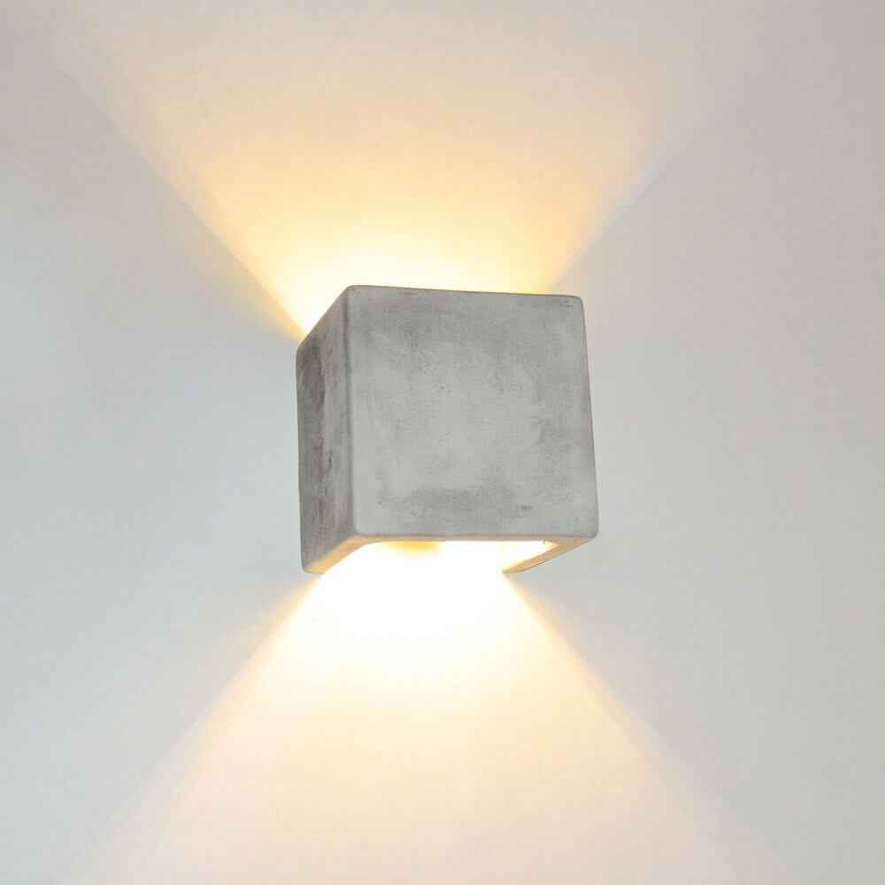 Belo Plinth Wall Light | Gray Concrete, Indirect Illumination