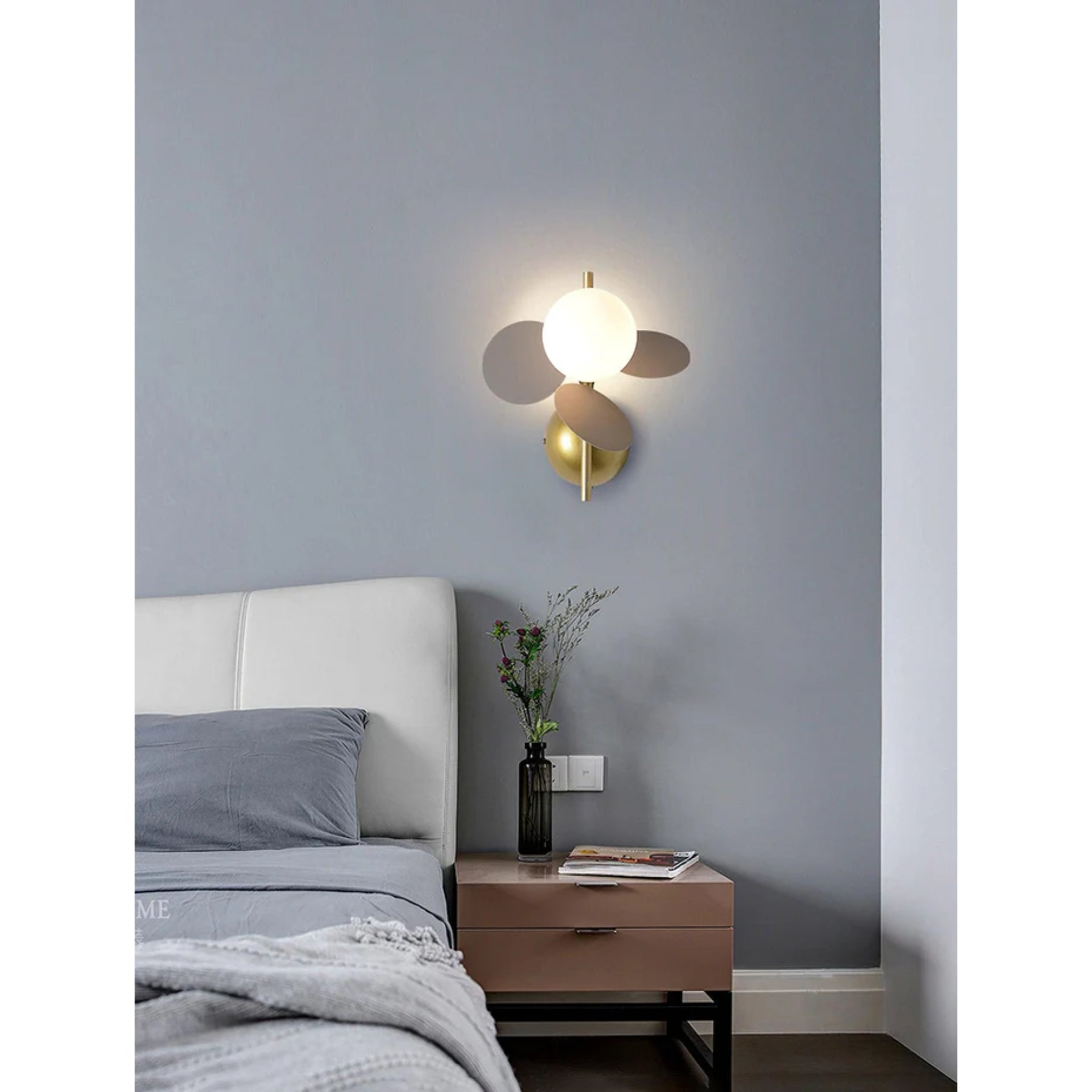 Fiora Wandlamp | Abstract Bloemmotief met Pastelkleurige Schijven