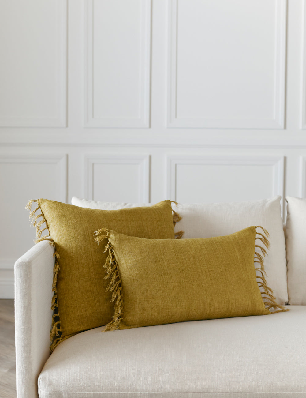 Brio Linen Pillow | Handmade with Tasseled Ends
