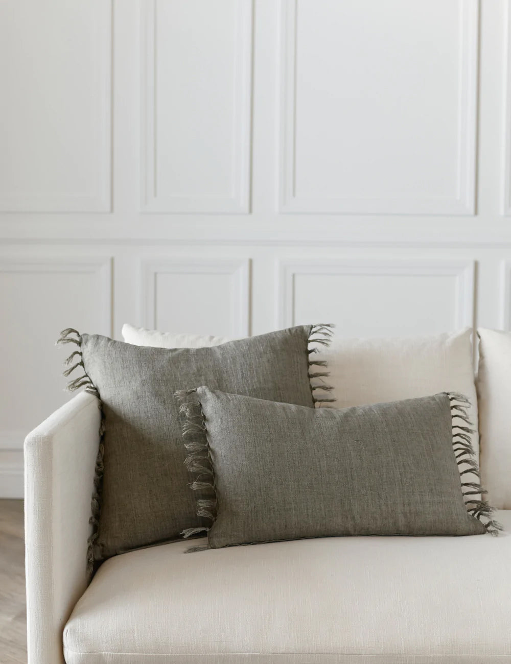Brio Linen Pillow | Handmade with Tasseled Ends