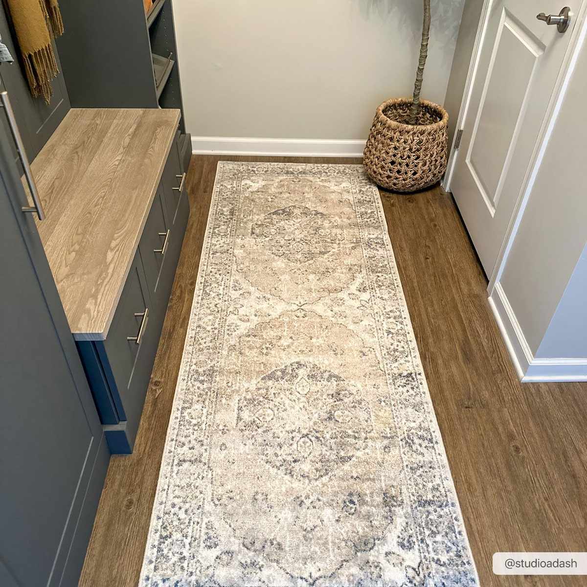 Rudo Flat Pile Rug  Machine Washable, 100% Polyester