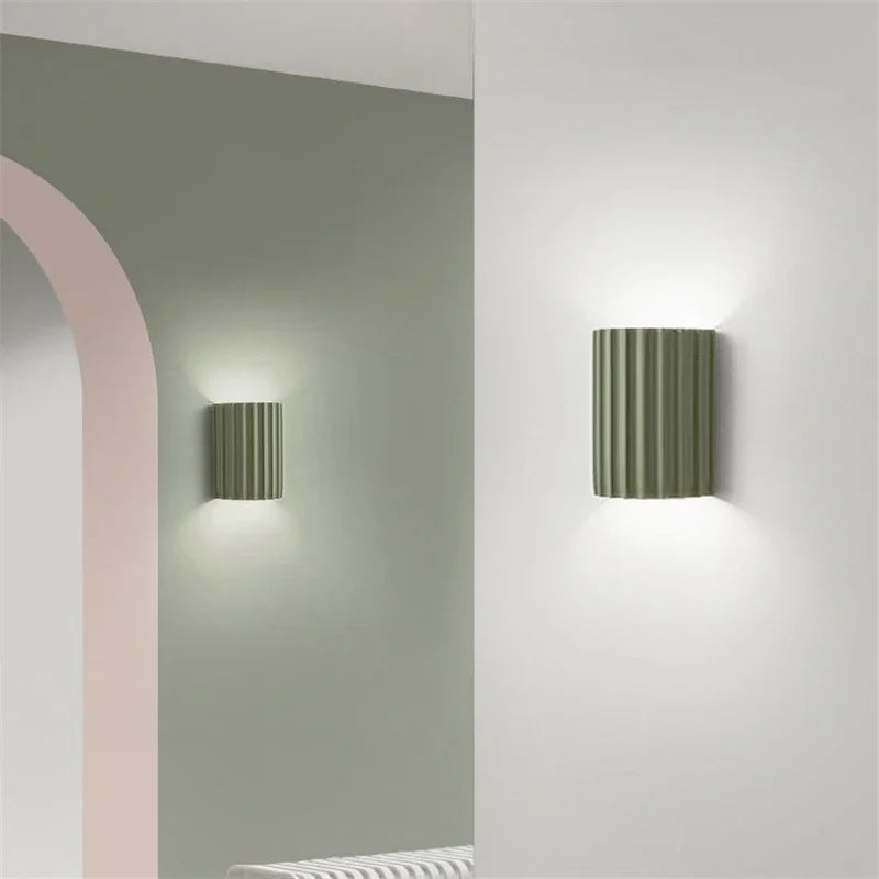 Belo Resin Wall Lamp | Ribbed Design, Soft Ambient Lighting