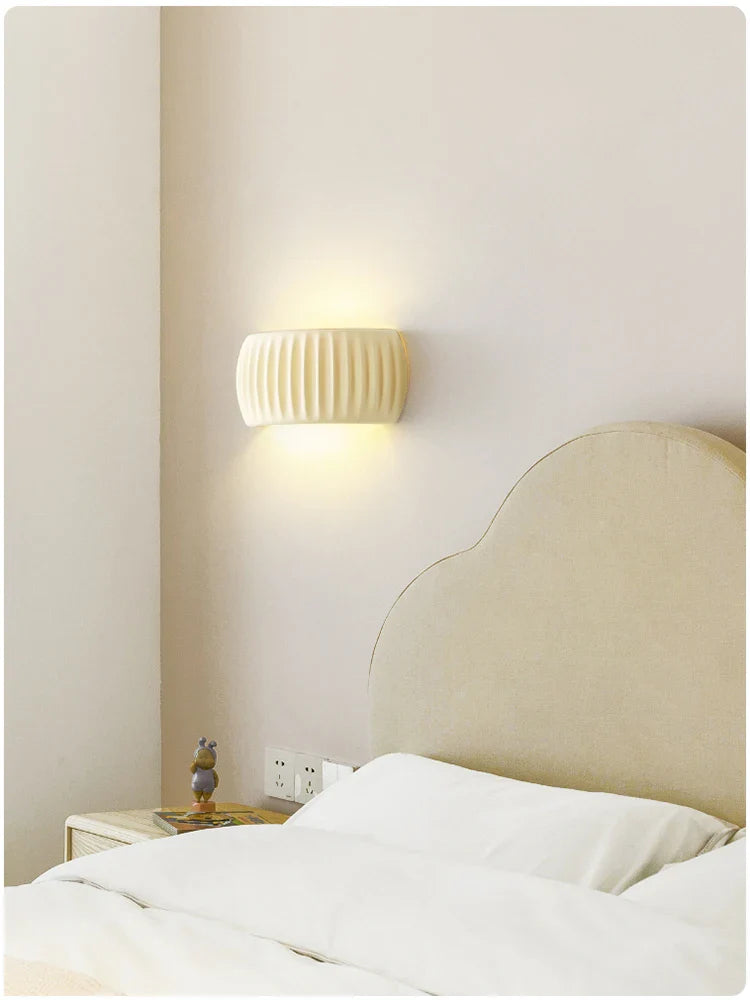 Bello Wall Lamp | Textured Resin, Up & Down Lighting