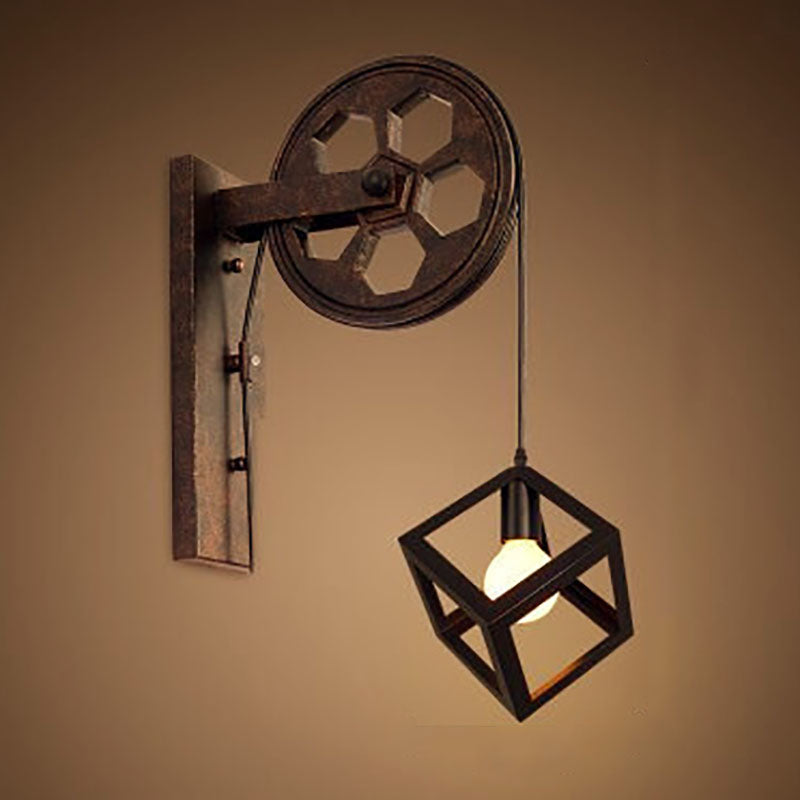 Retro Industrial Iron Wall Sconce Lamp with Single Pulley Light