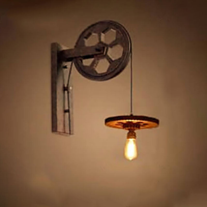 Retro Industrial Iron Wall Sconce Lamp with Single Pulley Light