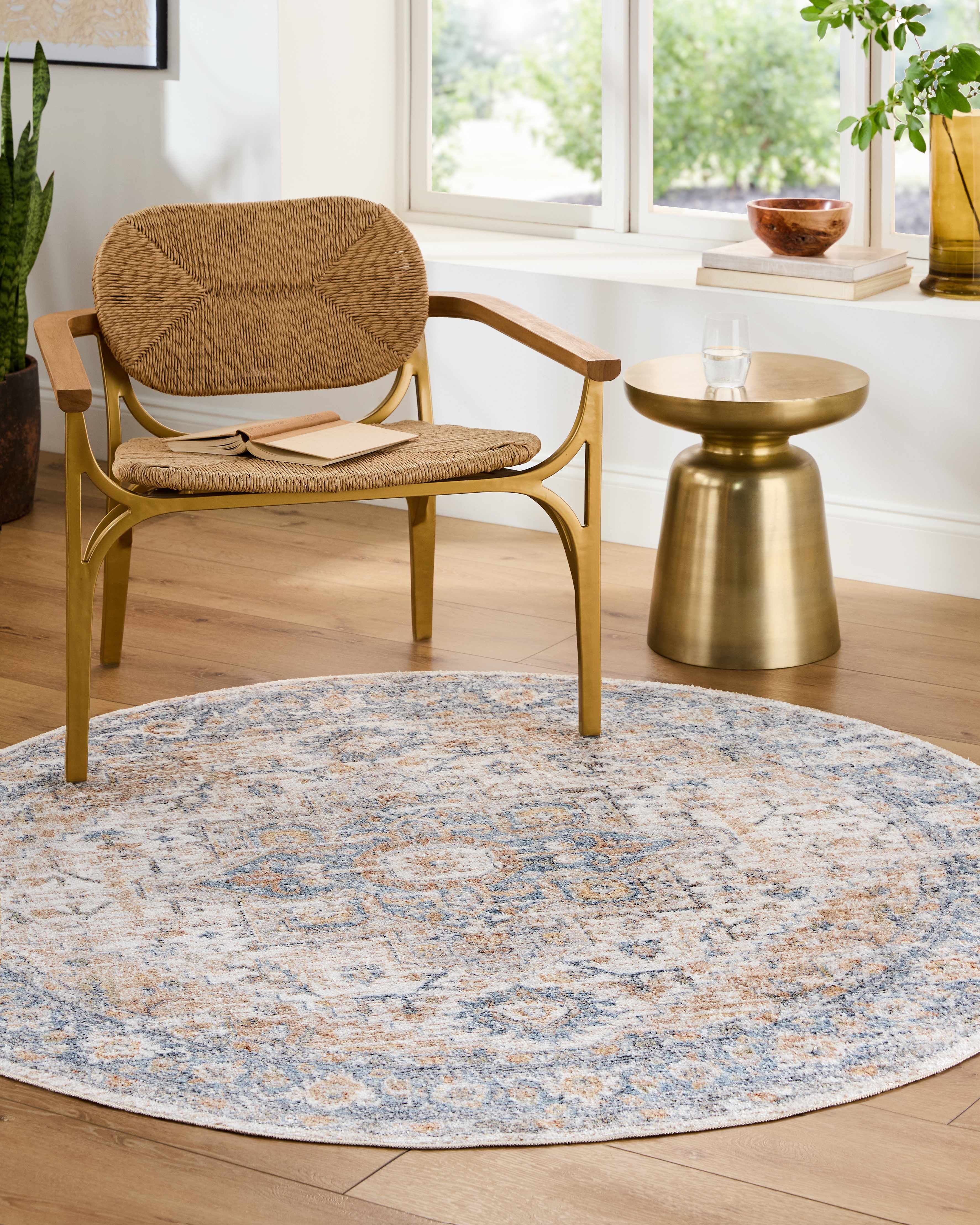 Ezri Area Rug  Machine Washable, Medium Pile Polyester