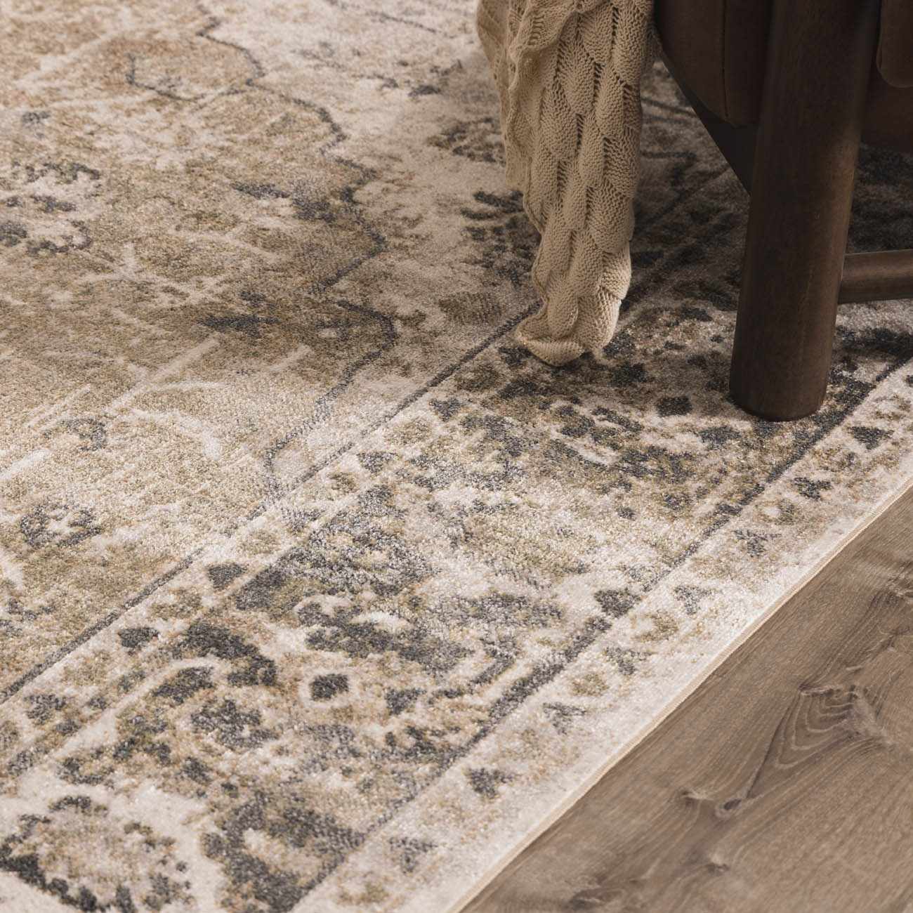 Rudo Flat Pile Rug  Machine Washable, 100% Polyester