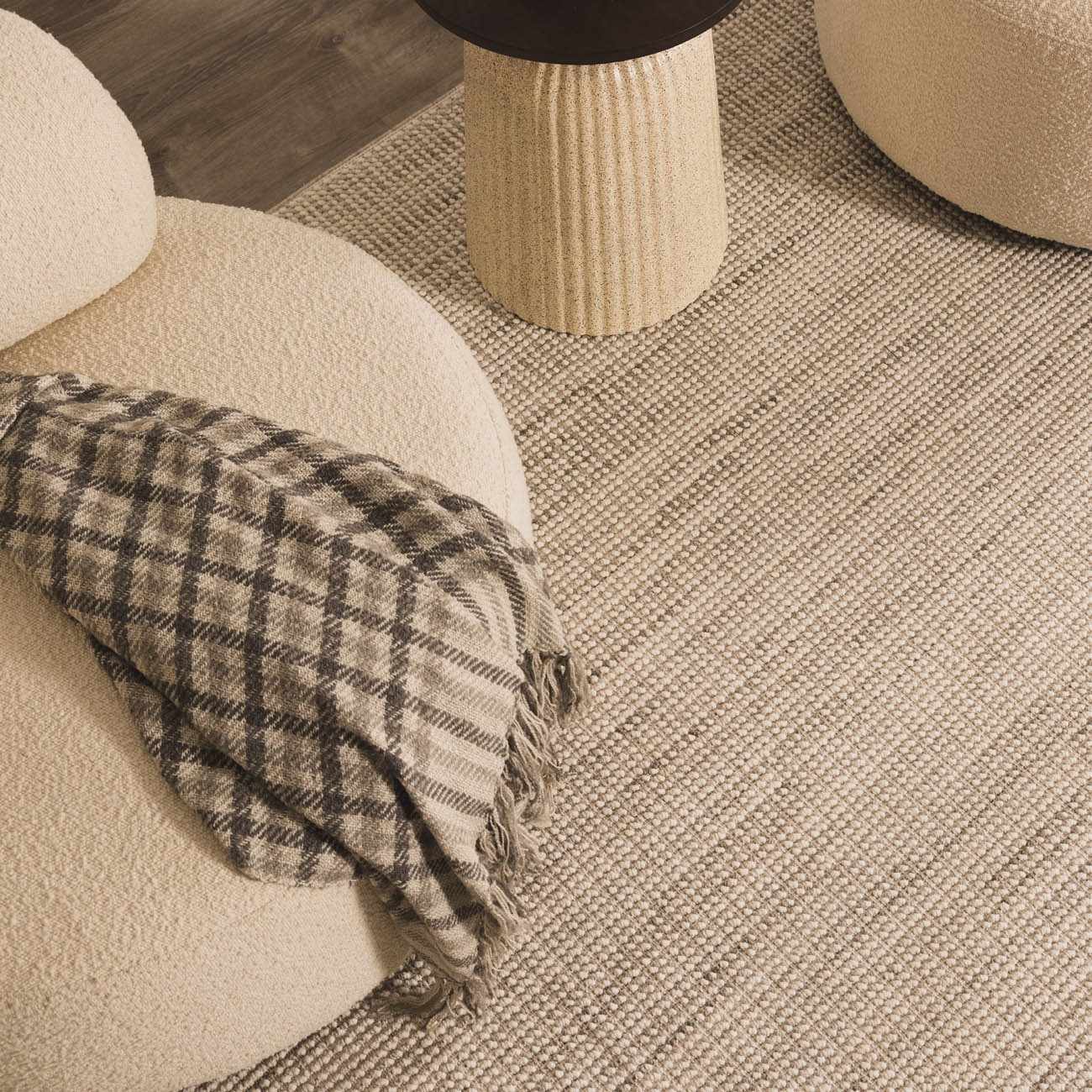 Gala Cream Area Rug  Transitional Style  Low Pile Polyester