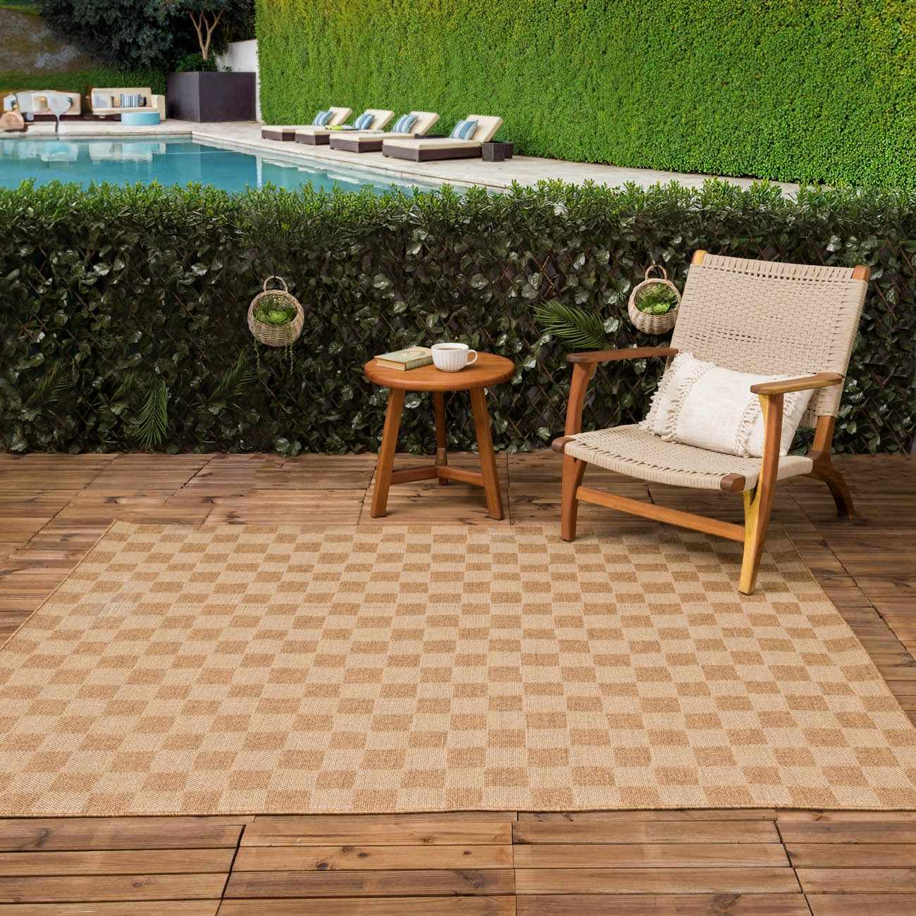 Bello Checkered Outdoor Rug 100% Polypropylene, Contemporary Style