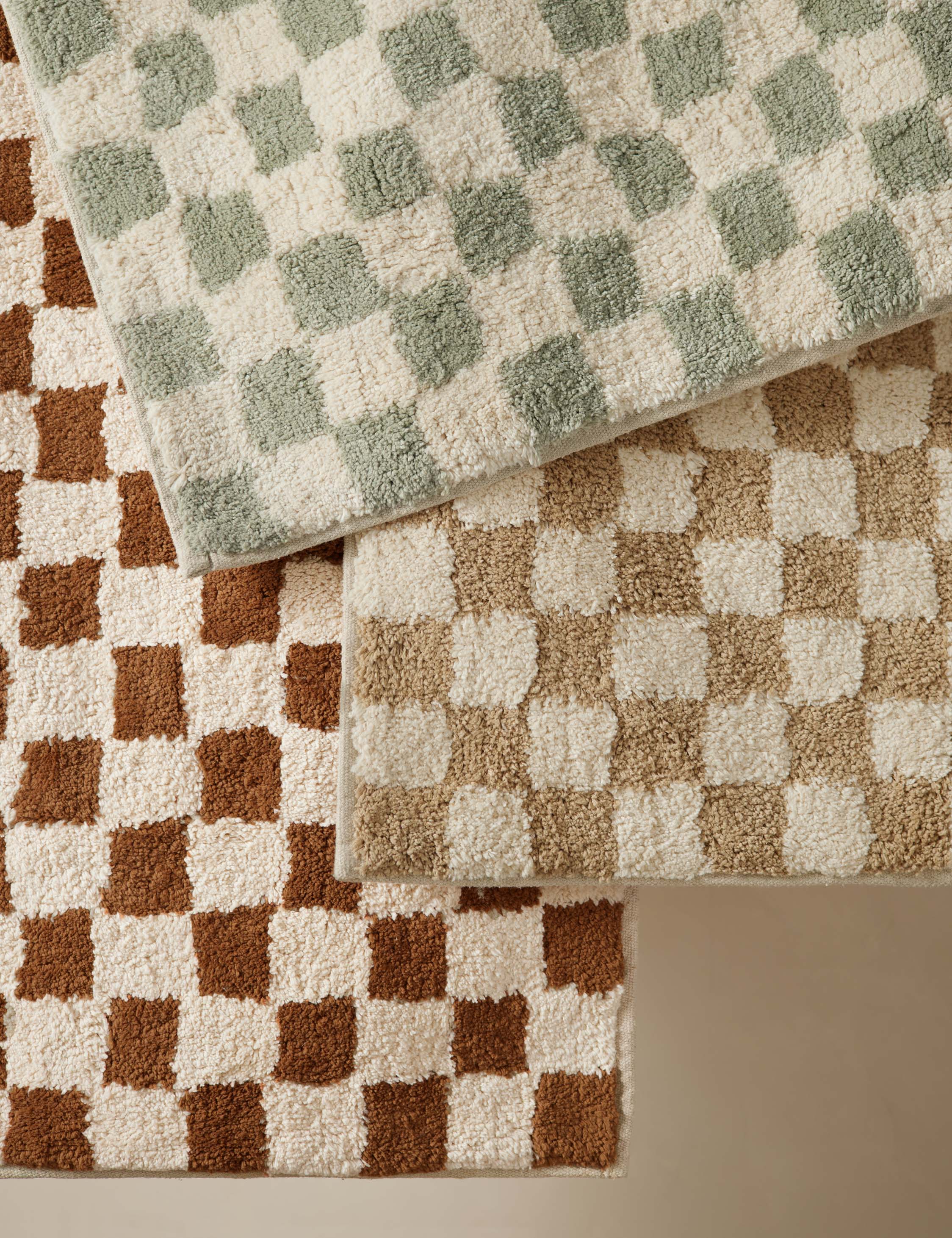 Bello Checkerboard Bath Mat | Two-Tone Hand-Drawn Design