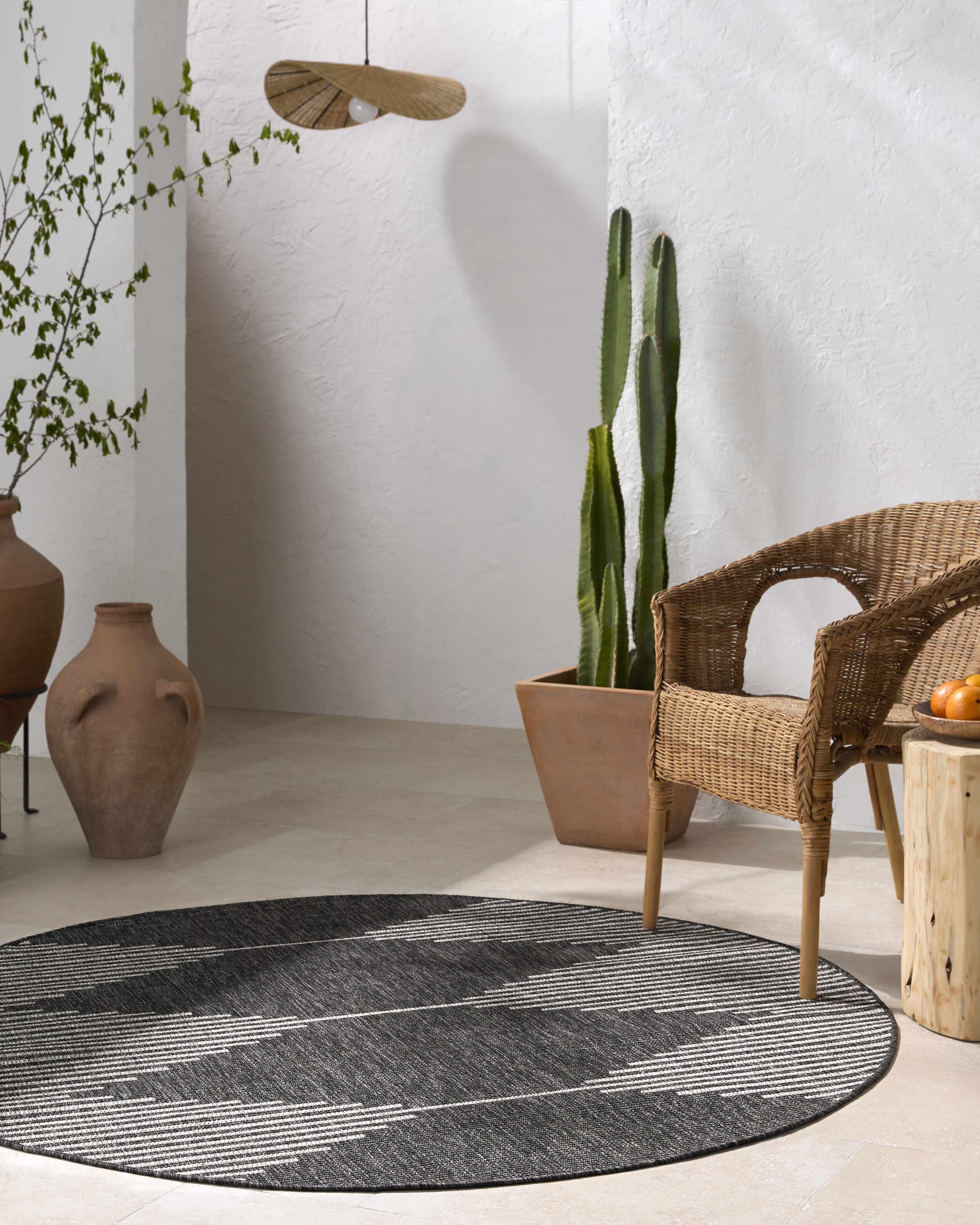 Sierra Outdoor Area Rug  Machine Woven, Easy to Clean