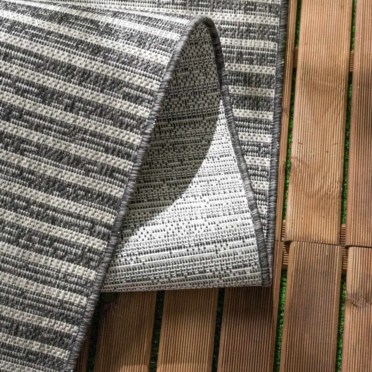 Sierra Outdoor Area Rug  Machine Woven, Easy to Clean