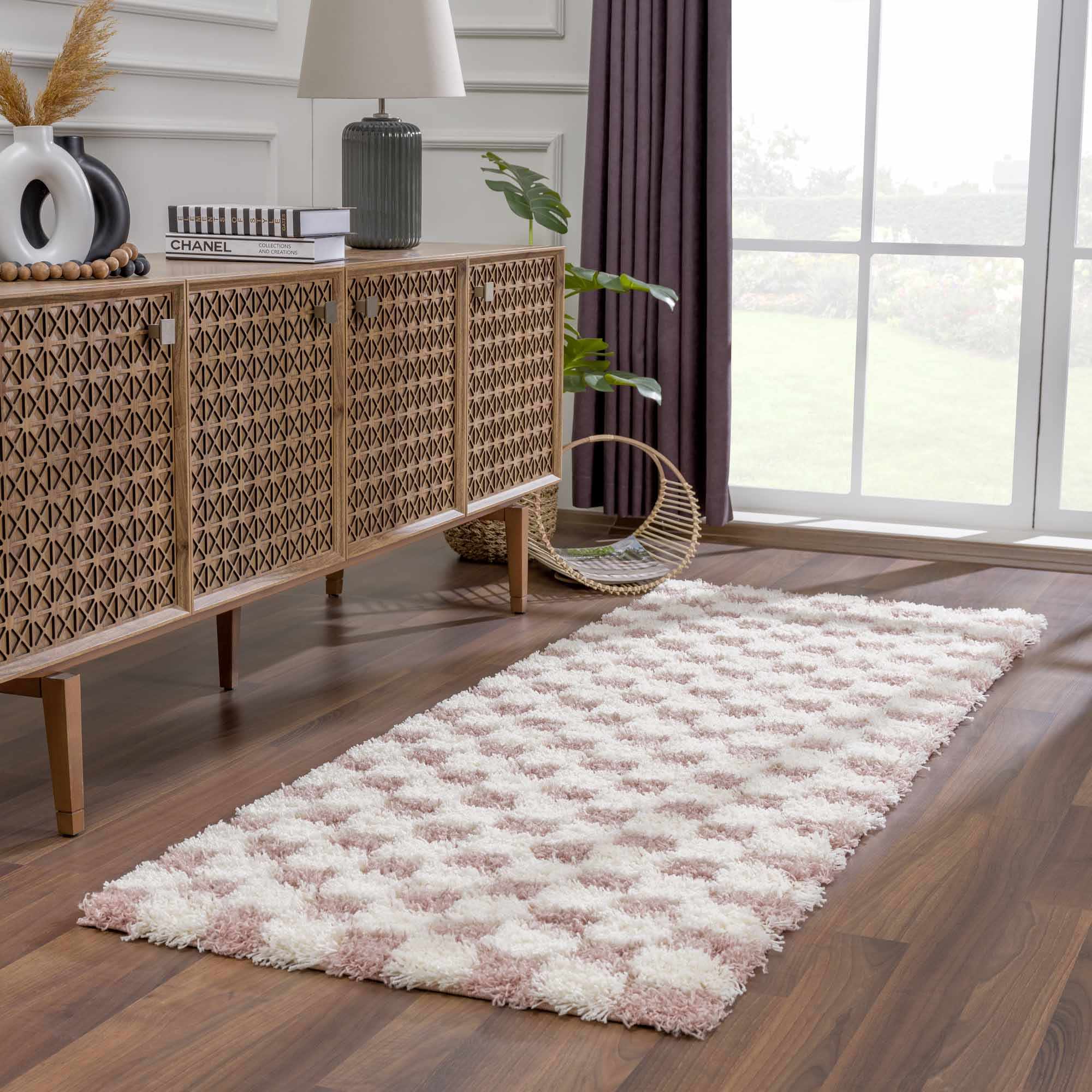 Avara Shag Rug  Plush Pile, Machine Woven, Pink Checkered