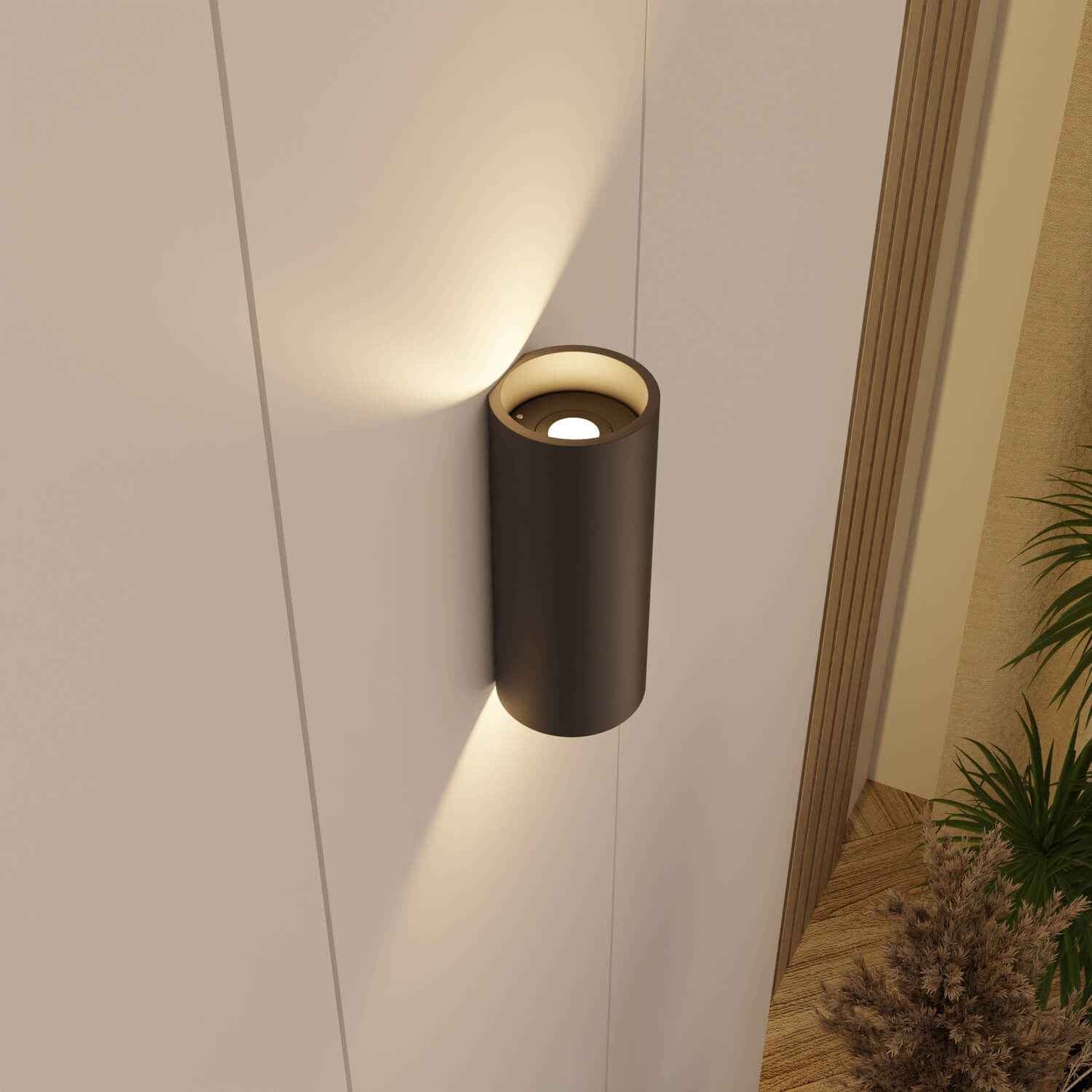 Bela Wall Light | 2700K Warm White, IP54 Protection