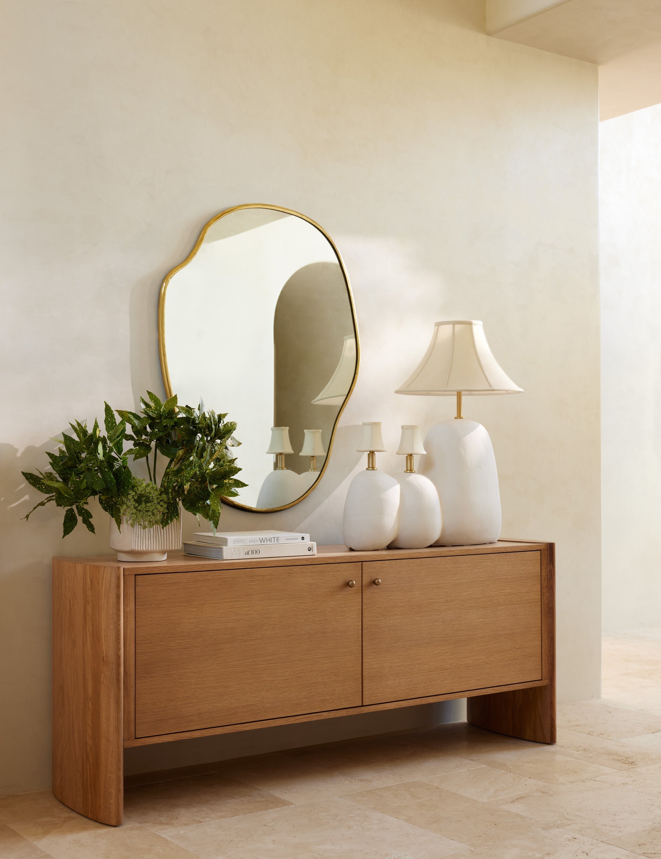 Palo Puddle Mirror | Slim Frame, Organic Shape