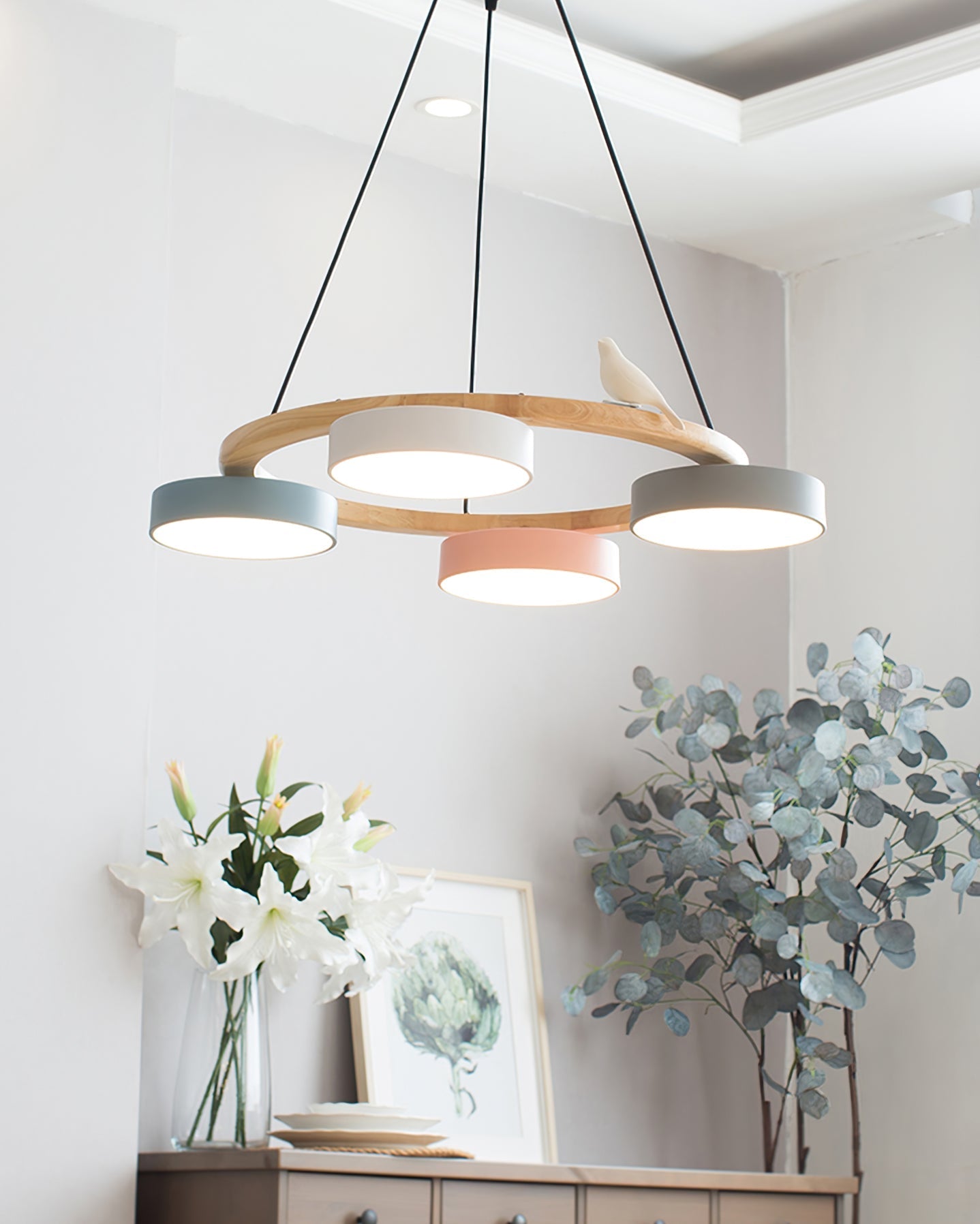 Breeza Chandelier | Nature-Inspired LED with Adjustable Height