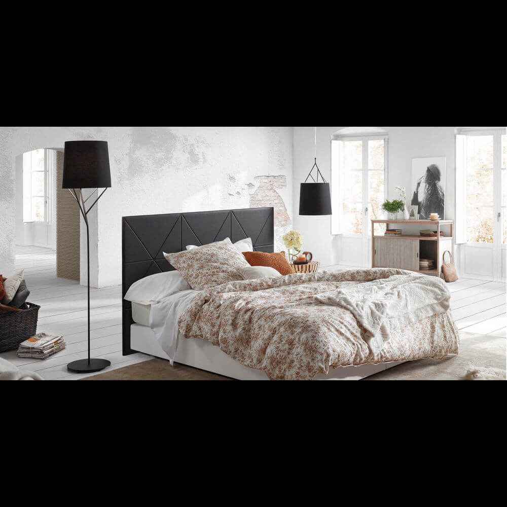 Talon Floor Lamp | Sleek Black Design