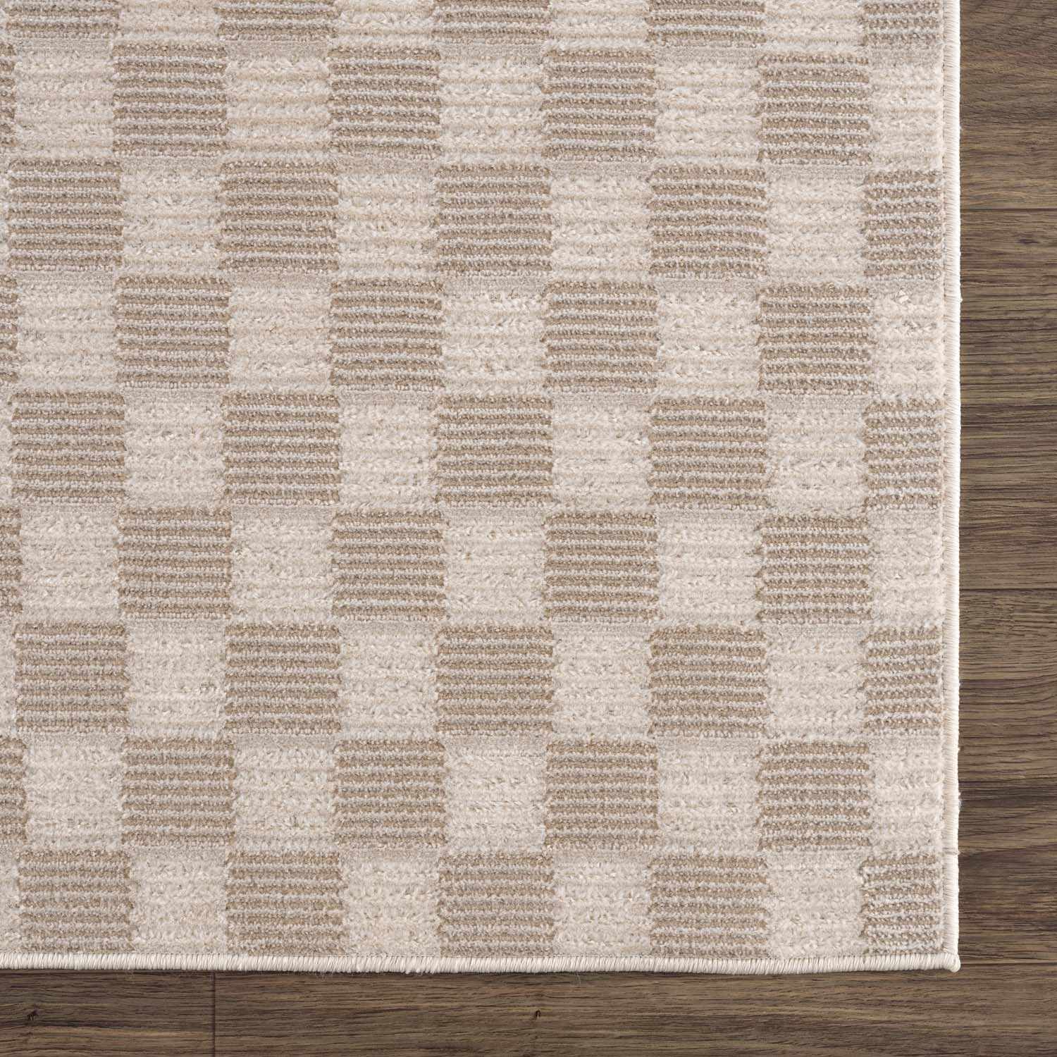 Bello Checkered Rug  Machine Washable  Low Pile  Beige/Peach