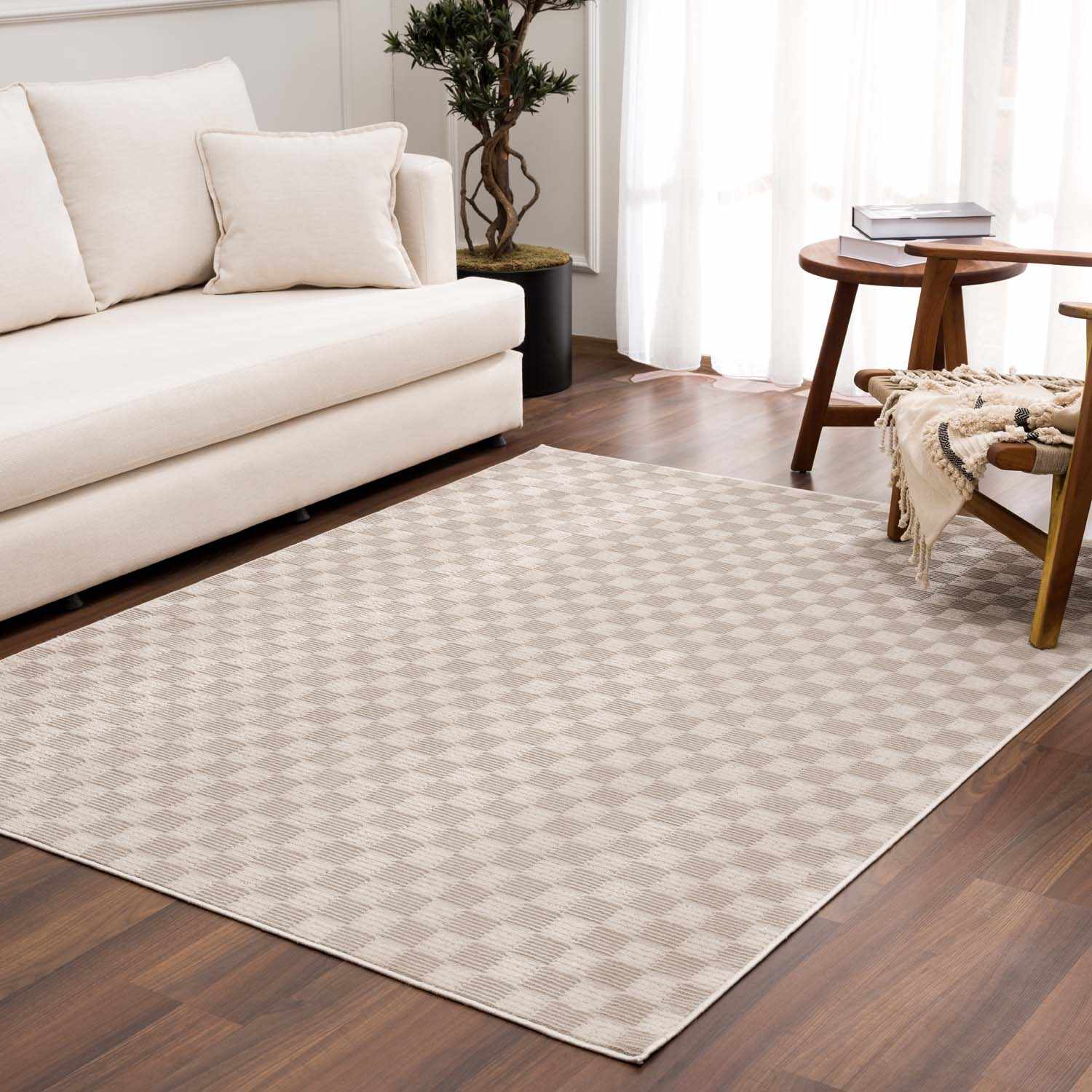 Bello Checkered Rug  Machine Washable  Low Pile  Beige/Peach