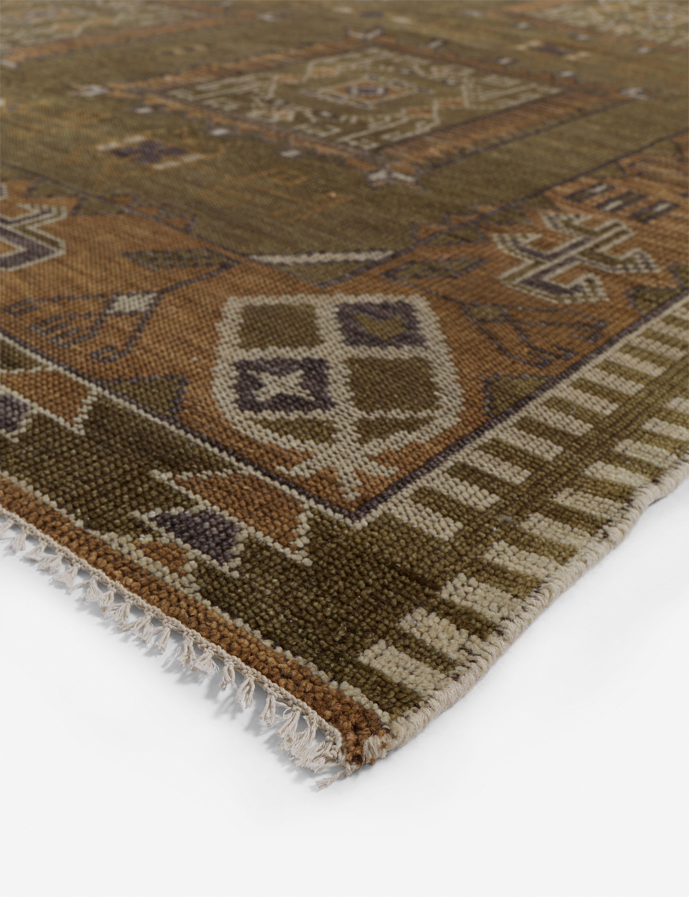 Talon Hand-Knotted Wool Rug | Traditional Motif, Low Pile