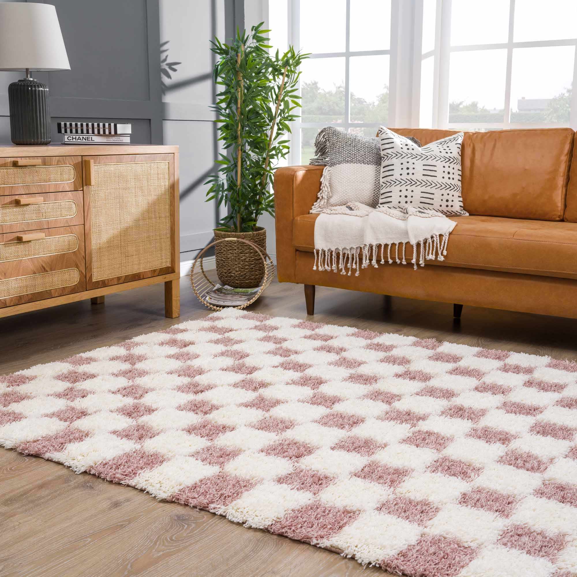 Avara Shag Rug  Plush Pile, Machine Woven, Pink Checkered